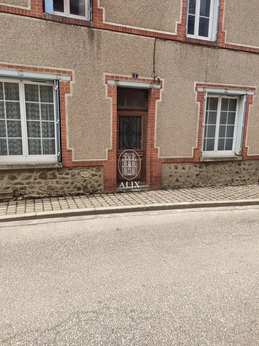 Maison ancienne à rénover avec dépendances à Arrou - Opportunité rare