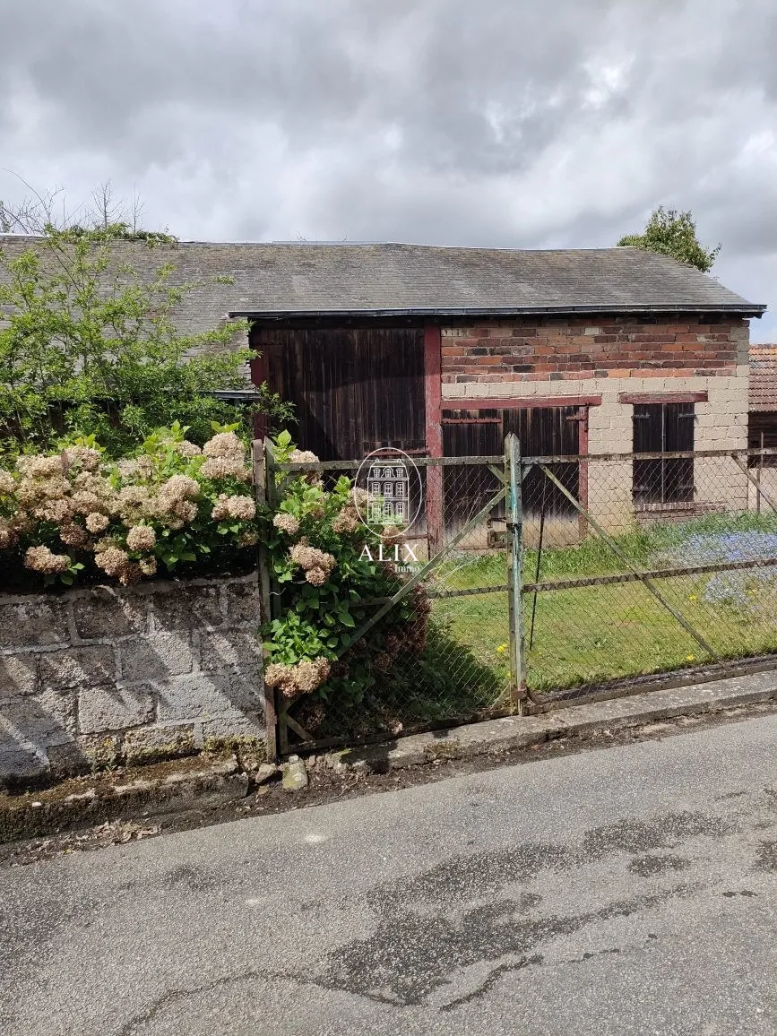 Maison ancienne à rénover avec dépendances à Arrou - Opportunité rare 