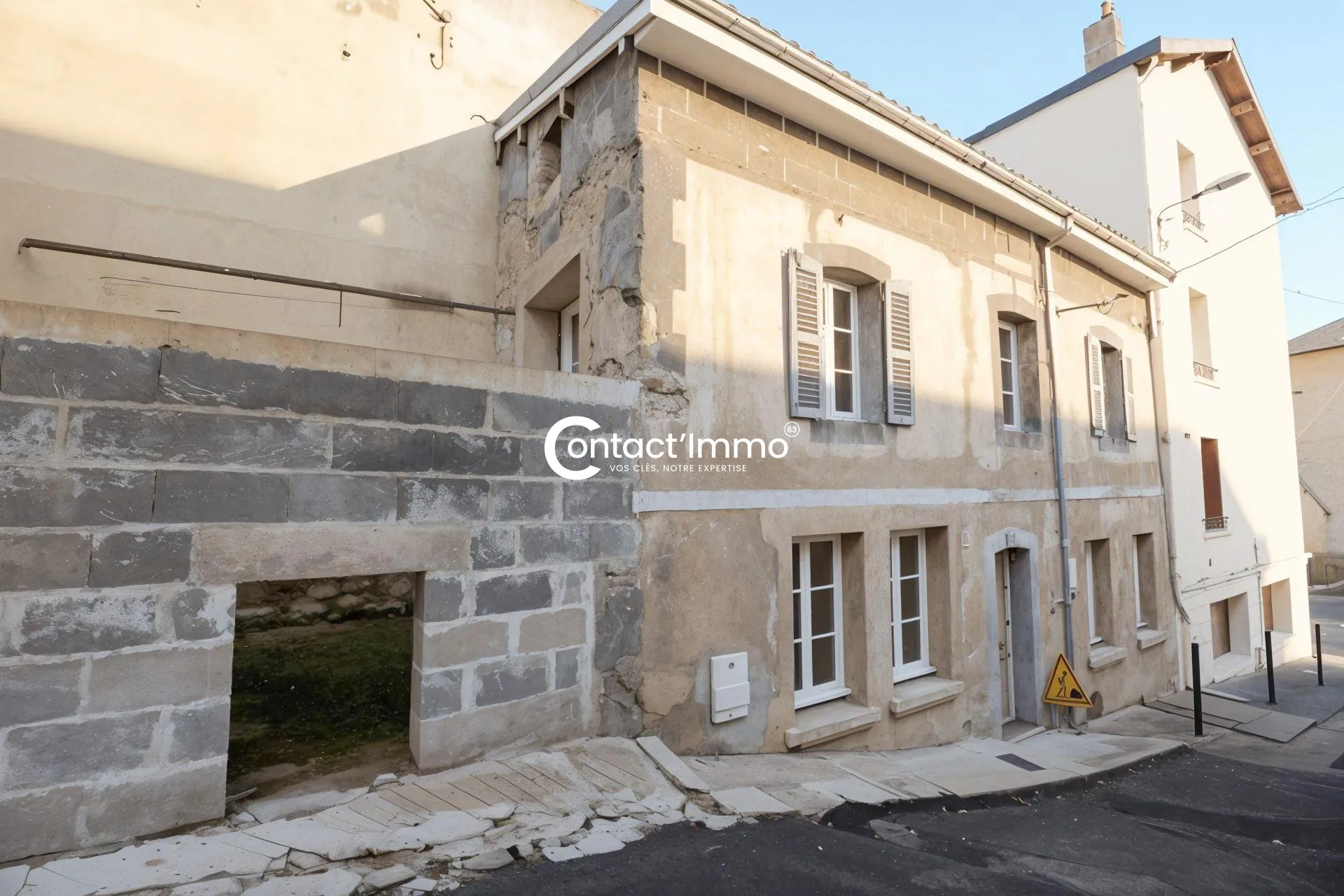 Maison à rénover de 56 m² au centre de Thiers - investissement ou projet personnel