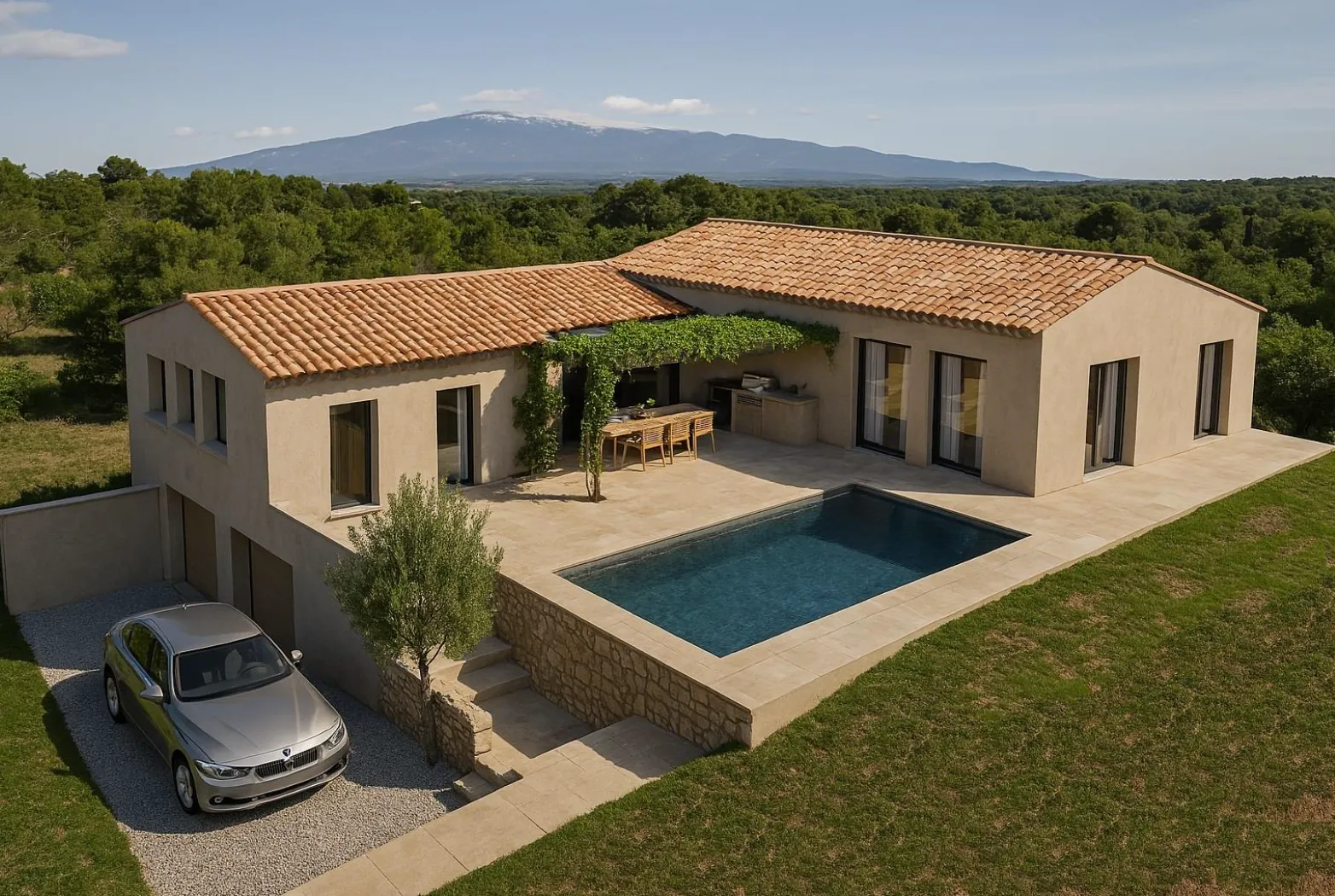 Terrain constructible de 7300 m2 à Gargas avec permis purgé, vue sur Roussillon