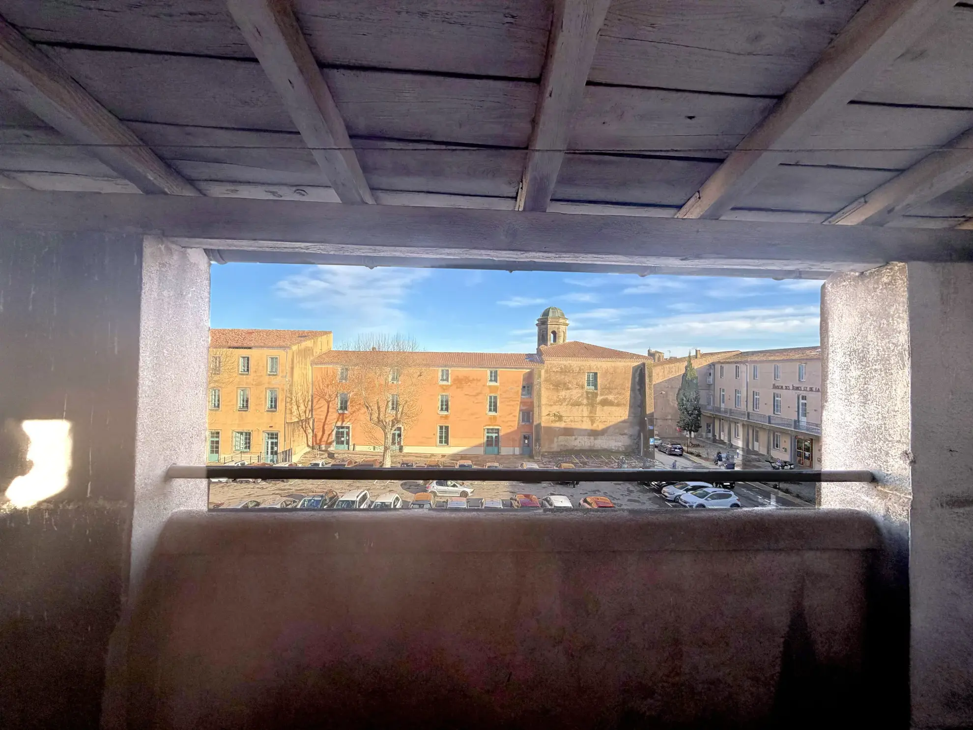 Maison T4 avec terrasse et garage au cœur de Carcassonne