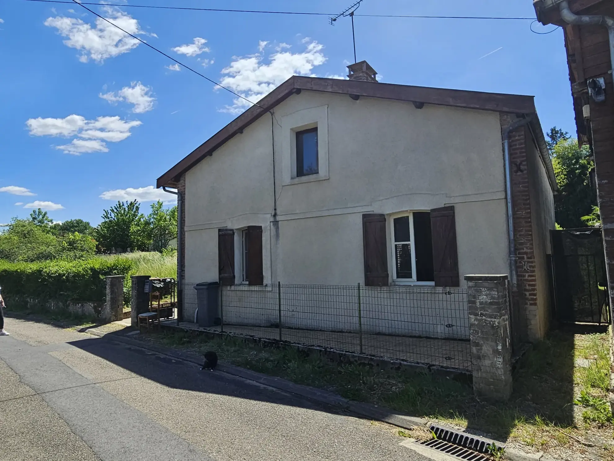Maison ancienne à Louvemont de 60 m² sur terrain constructible à rénover 