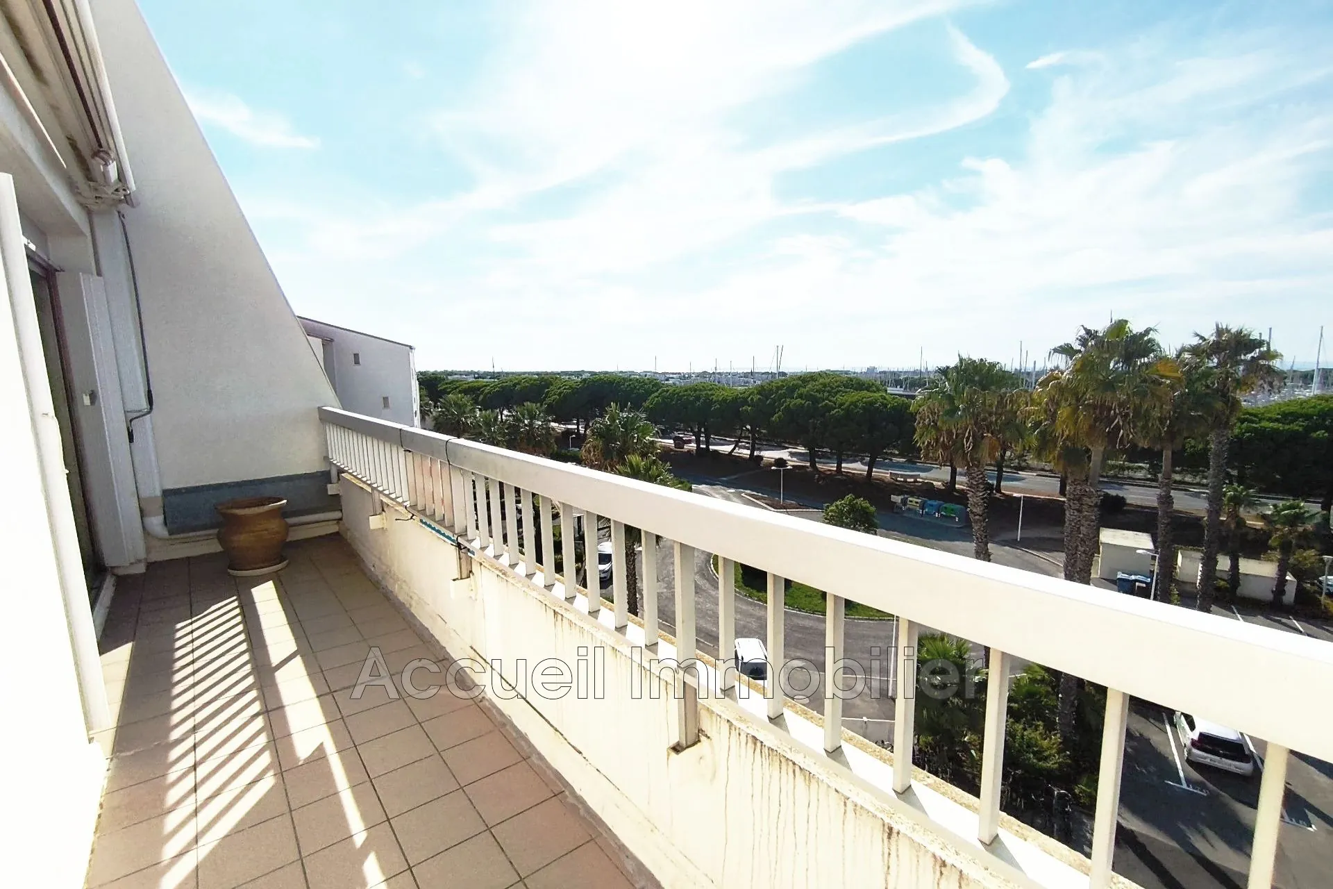 Achat appartement T3 avec vue mer et terrasse à Port Camargue