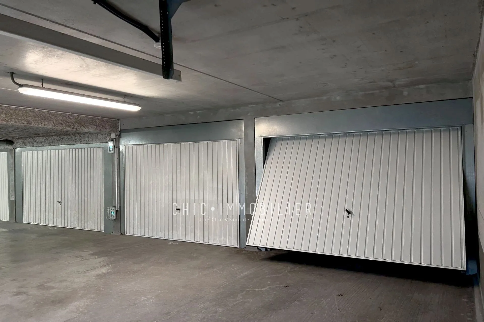 Garage sécurisé à vendre à Argelès-sur-Mer - 14,5 m² 