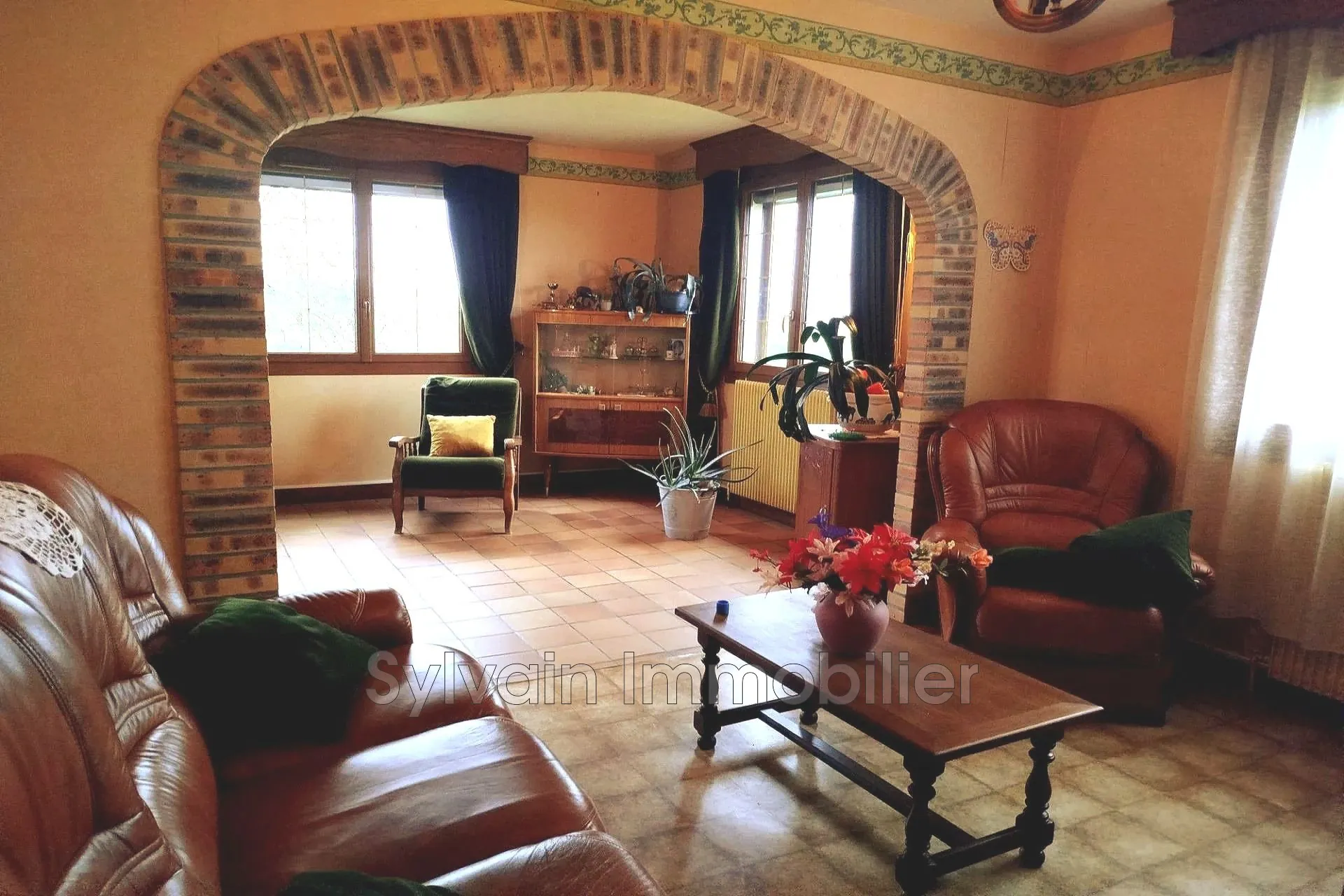 A Vendre Maison 6 Pièces à Aumale – Calme et Potentiel 