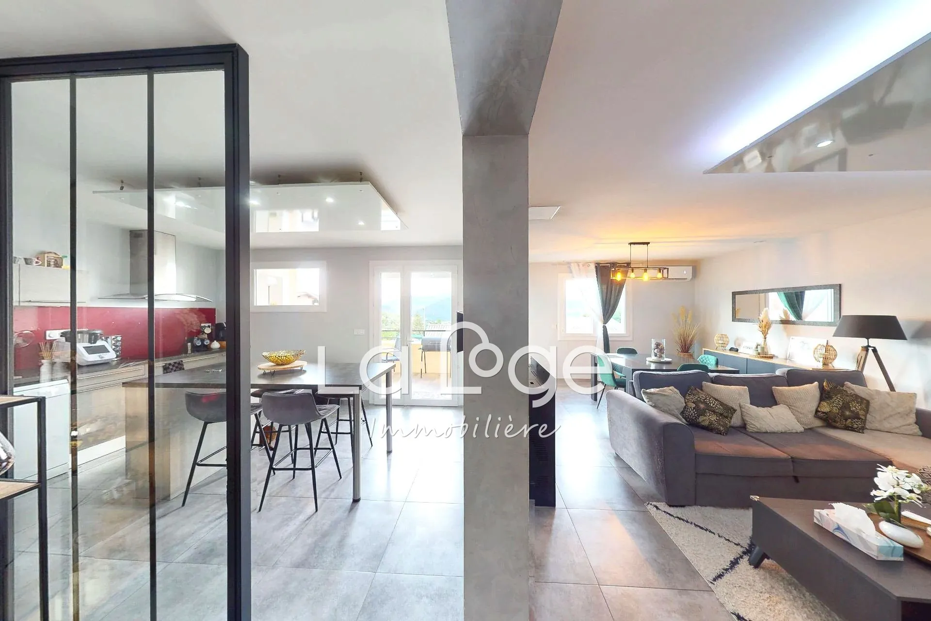 Appartement 4 pièces avec terrasse à Gap secteur Fontreyne 
