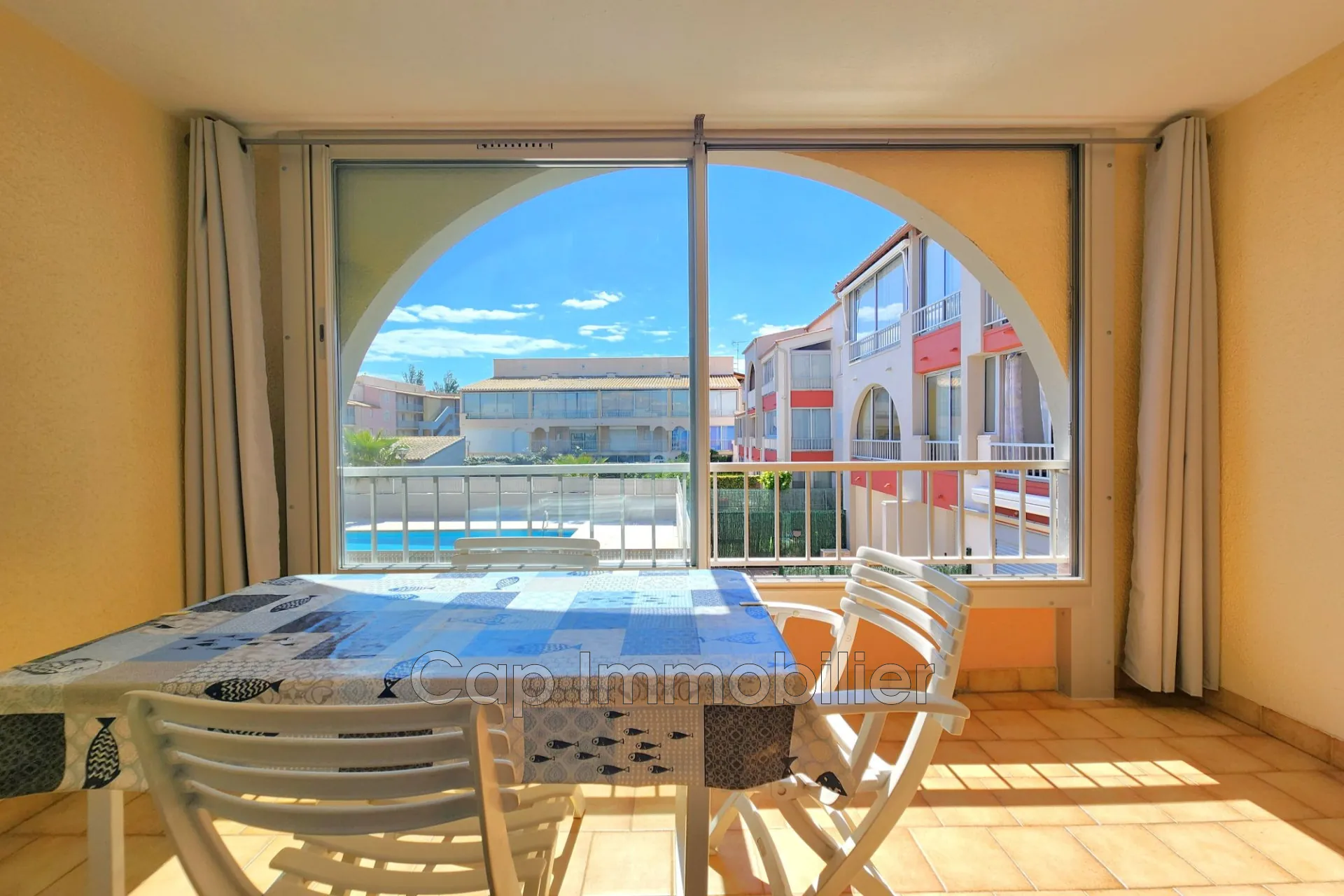Appartement 2 pièces à vendre au Cap d'Agde avec piscine et parking privé
