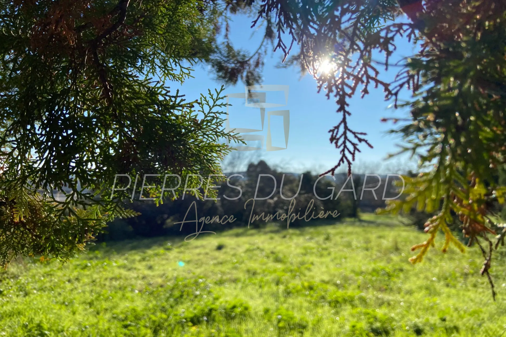 Terrain constructible de 892 m² à Cassagnoles près de Vézénobres