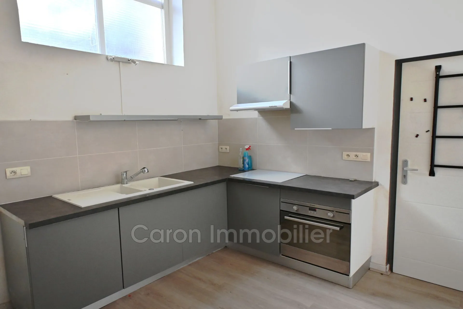 Charmant appartement duplex 79m² avec garage à Vienne en centre-ville 