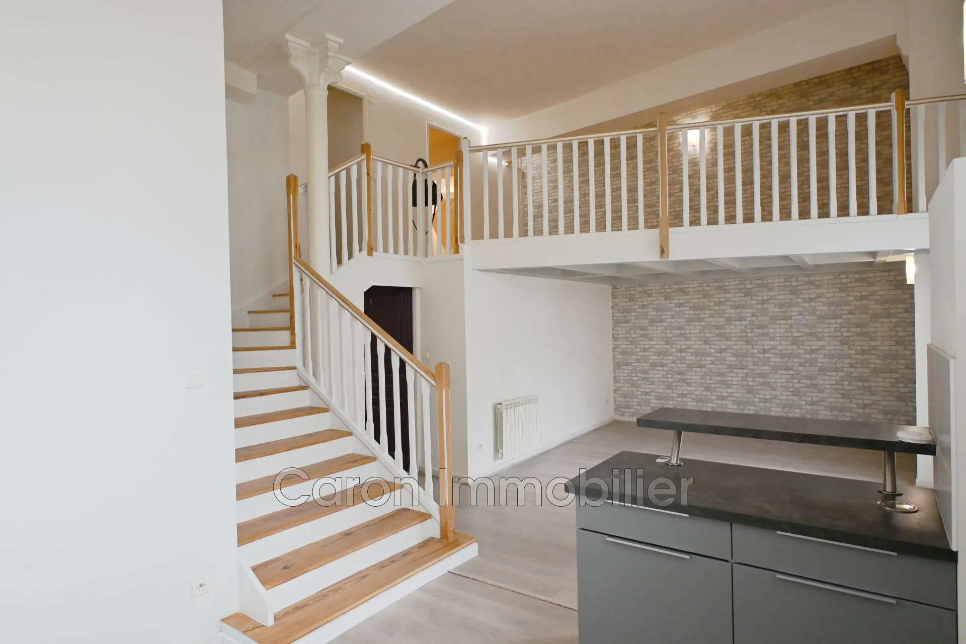 Charmant appartement duplex 79m² avec garage à Vienne en centre-ville