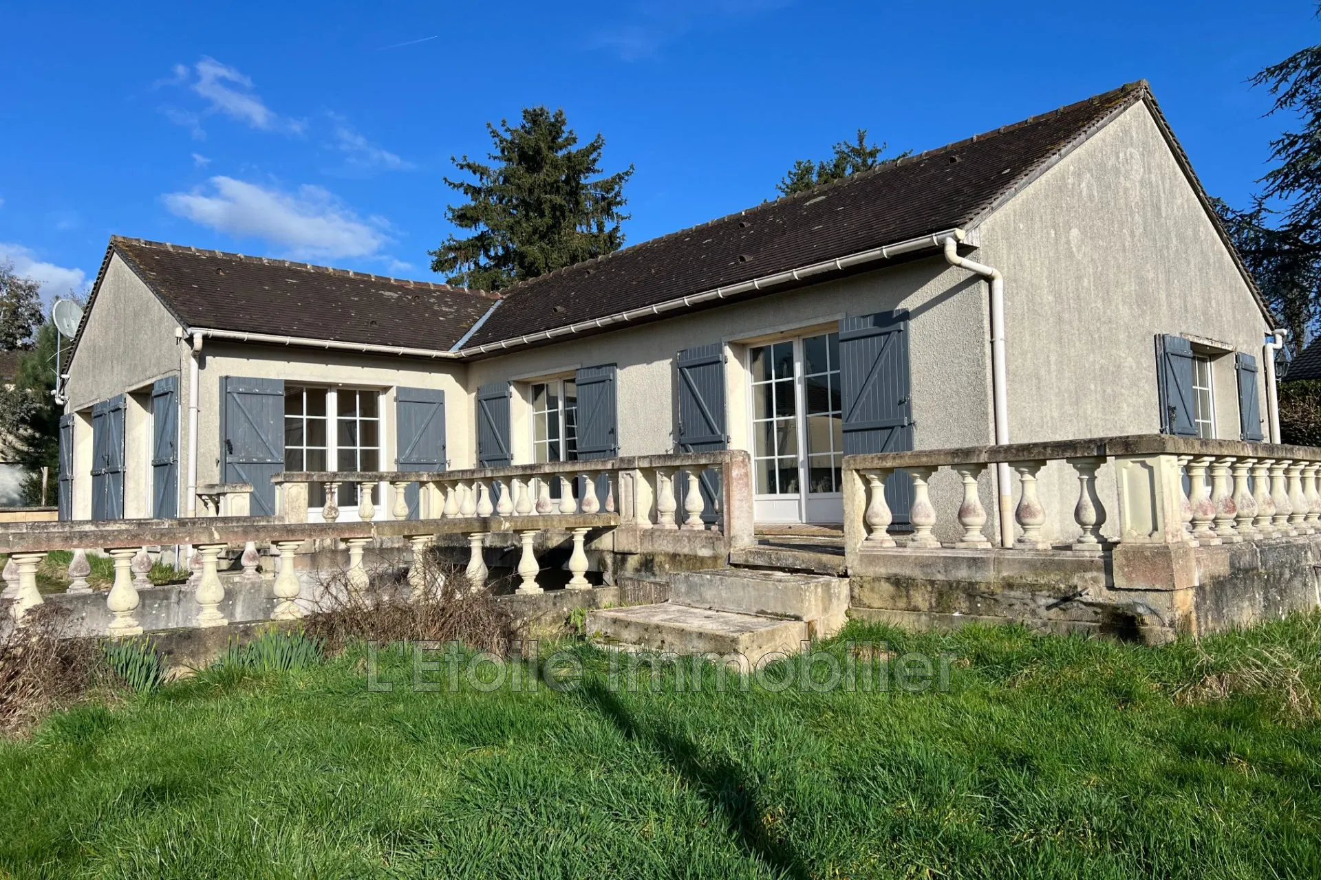 Maison traditionnelle à 15 km de Mortagne-au-Perche avec terrasse et sous-sol