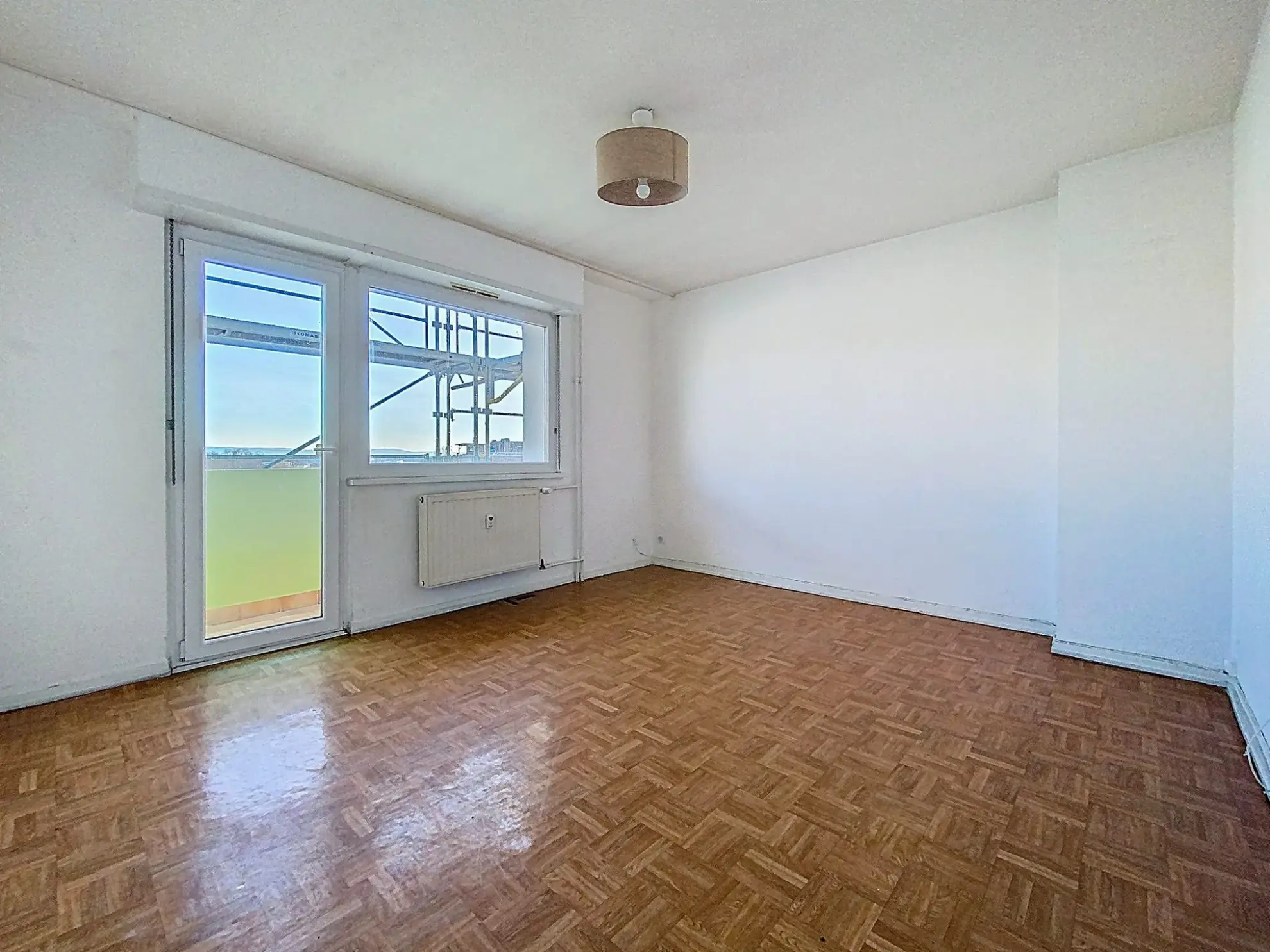 Appartement de 3 pièces avec balcon à Neudorf, Strasbourg - Situé au 7ème étage 