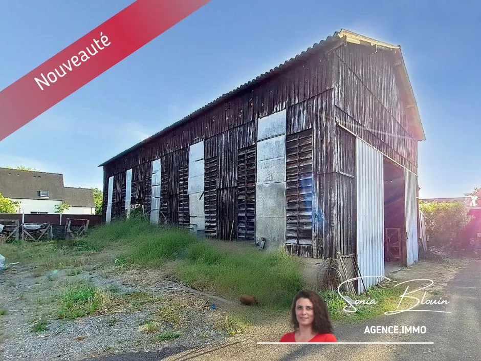 Séchoir à tabac St Jean des Mauvrets Séchoir à tabac à rénover proche Angers en Sud Loire - Charme et potentiel