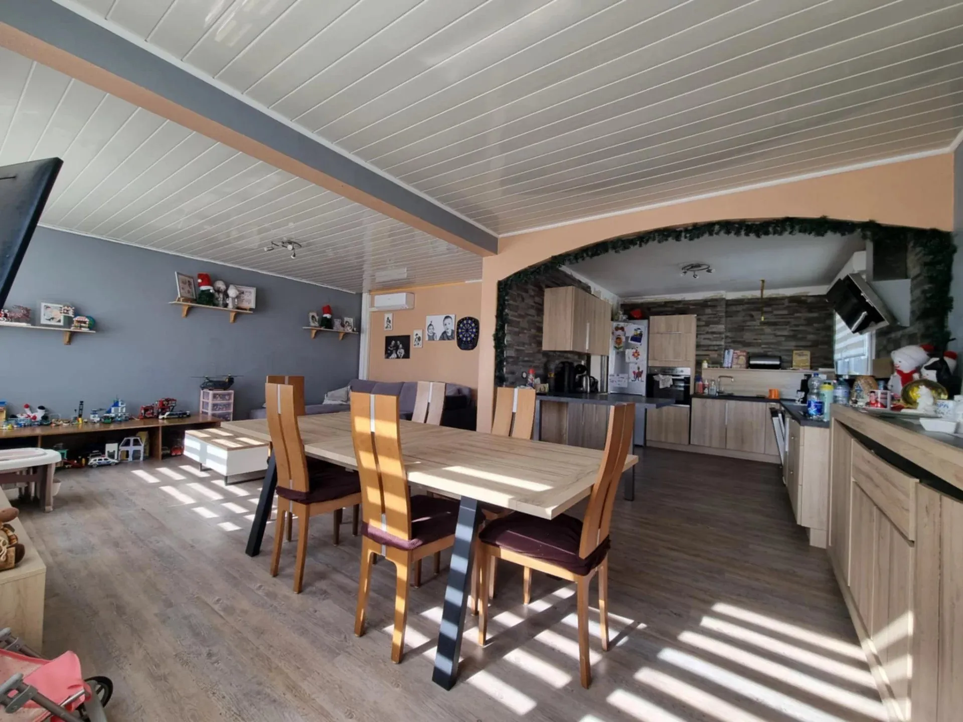Charmante maison individuelle à vendre à Avricourt (54) avec espace extérieur 