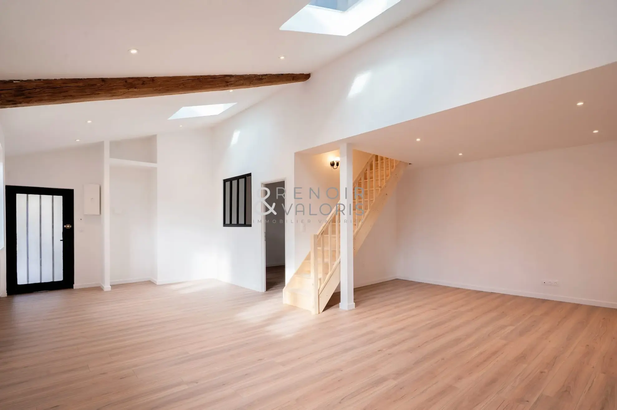 Appartement rénové de 73 m² à Nancy en dernier étage au centre-ville 