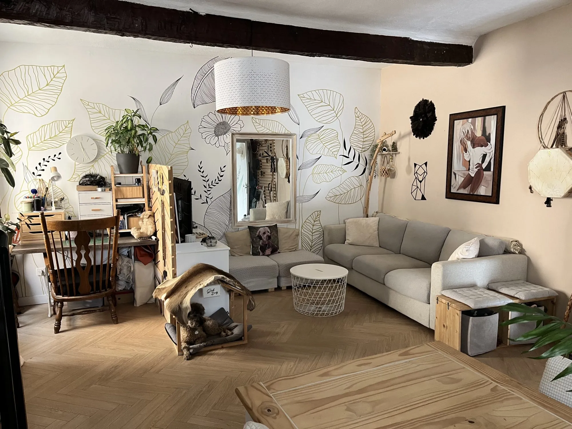 Charmante maison de village rénovée avec balcon à Sainte-Tulle