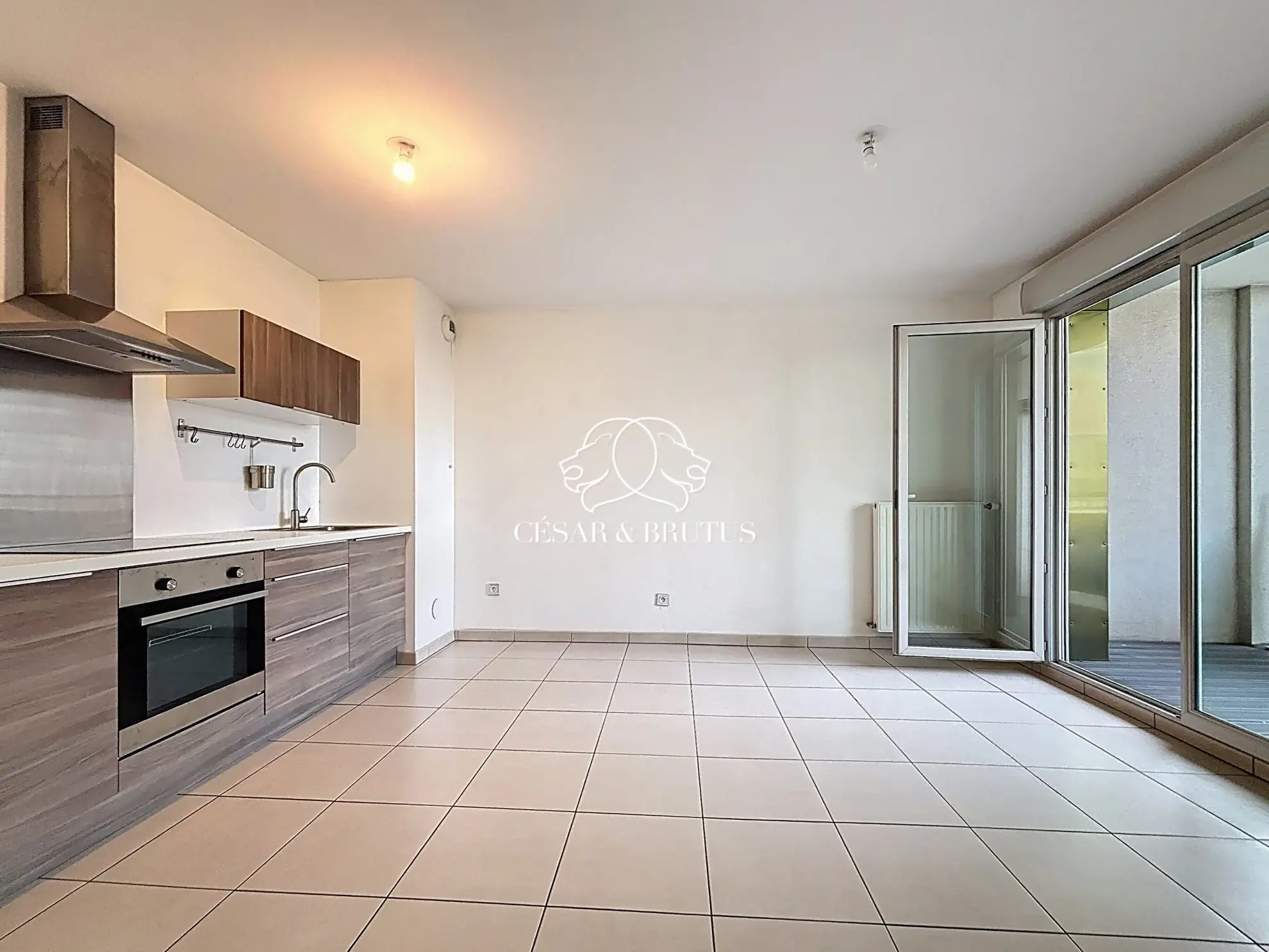 Appartement T2 avec balcon à vendre à Lyon 8 - Résidence récente 