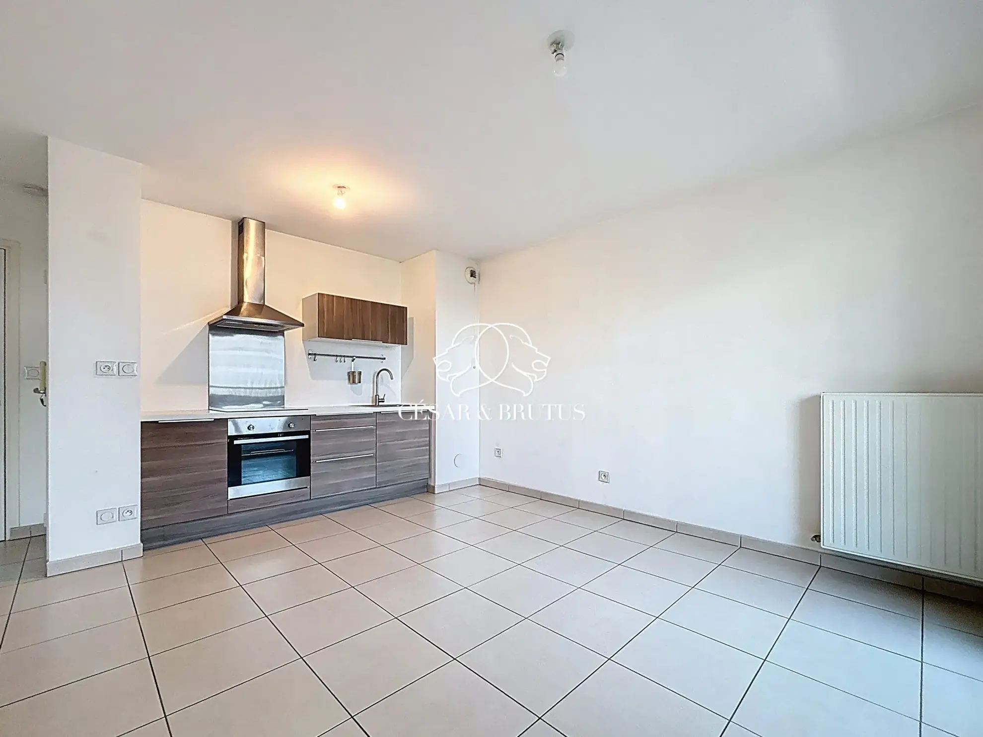 Appartement T2 avec balcon à vendre à Lyon 8 - Résidence récente 