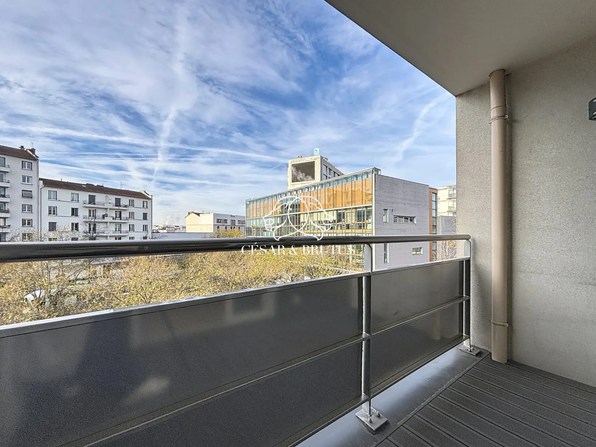 Appartement T2 avec balcon à vendre à Lyon 8 - Résidence récente