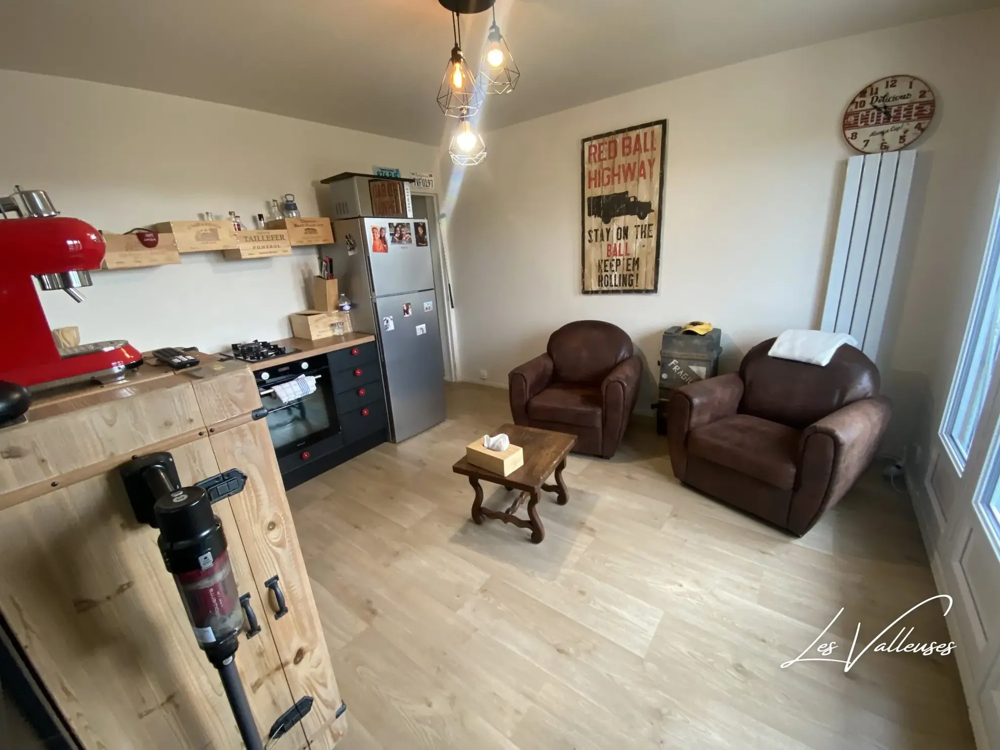 Studio meublé de 27,91 m² avec ascenseur et parking à Dieppe 