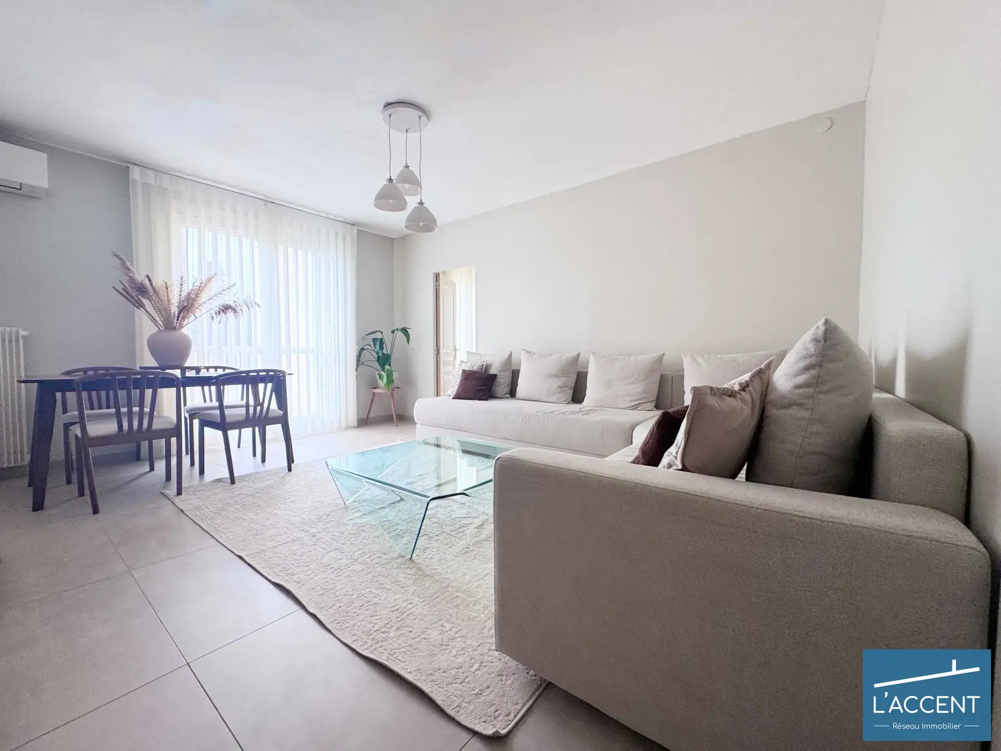Appartement T4 de 81 m² à Nîmes avec loggia et parking 