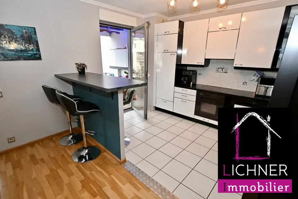 Appartement 123 m² avec terrasse et 3 chambres au cœur de Forbach 