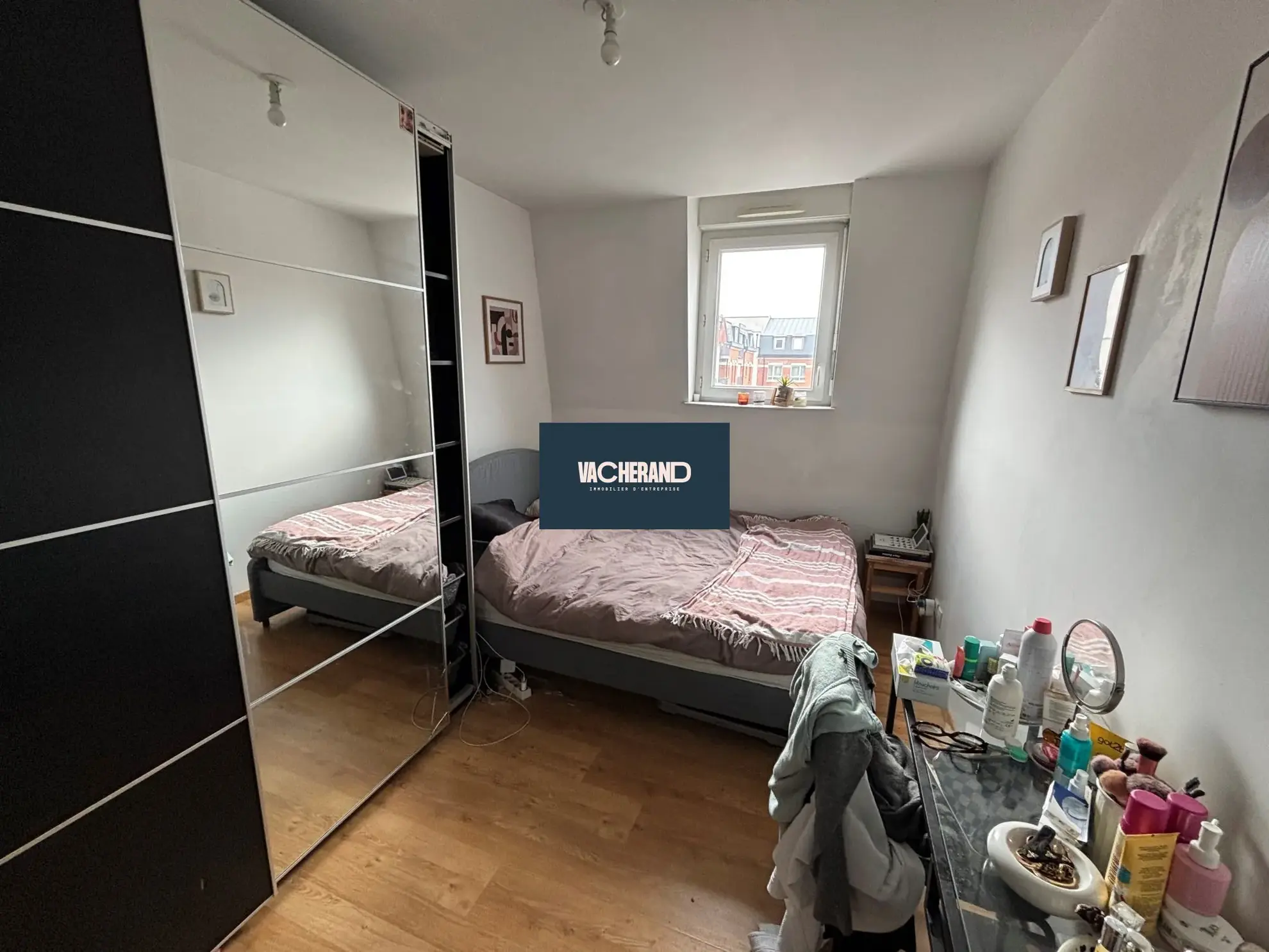 Appartement T2 à vendre à Valenciennes avec garage et balcon 