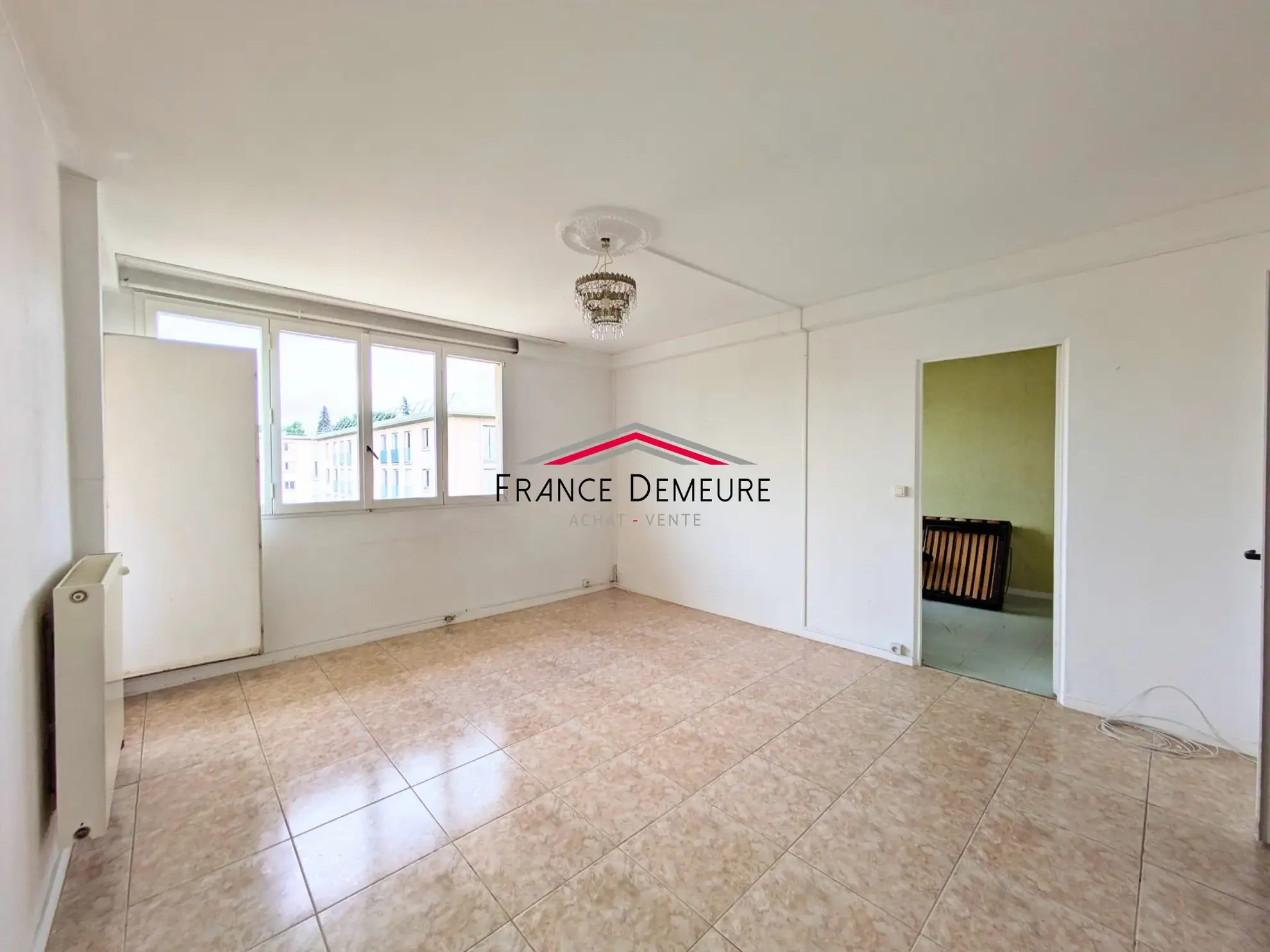A vendre appartement 4 pièces avec cave à Franconville, proche gare et écoles