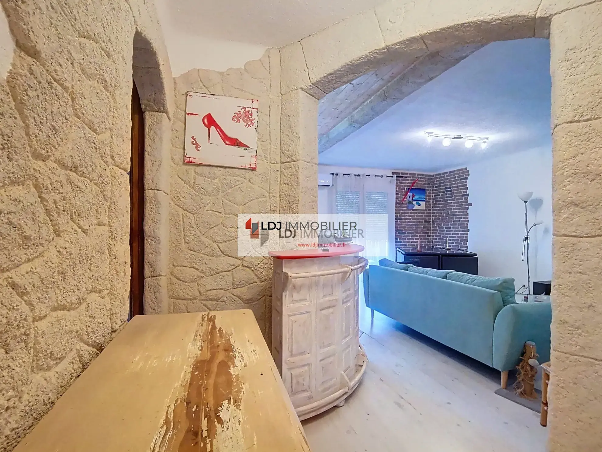 Appartement T3/4 lumineux de 74 m² à Perpignan avec parking et balcons