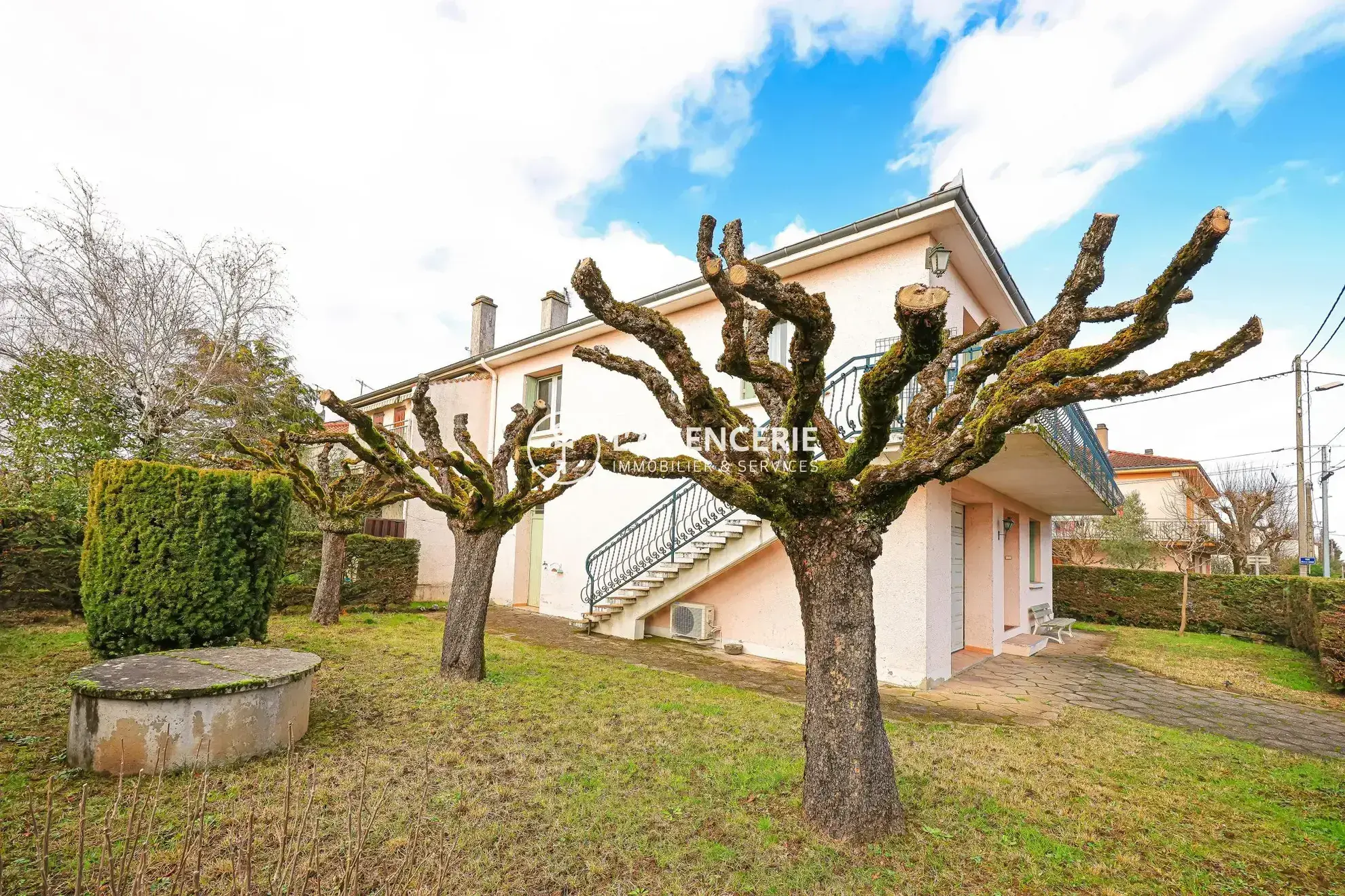 Maison familiale à rénover avec garage et jardin à La Maladrerie, Albi