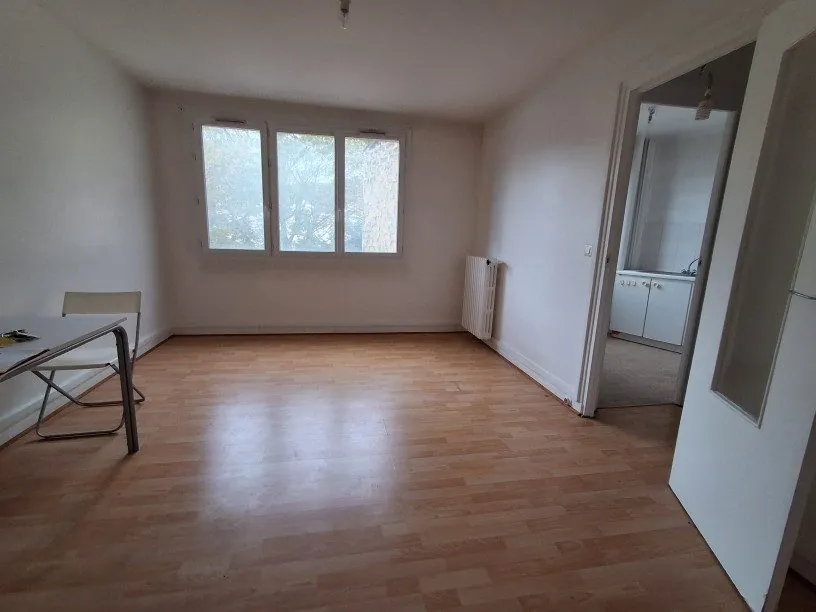 Studio à vendre à Arcueil avec vue sur jardin, calme et lumineux 