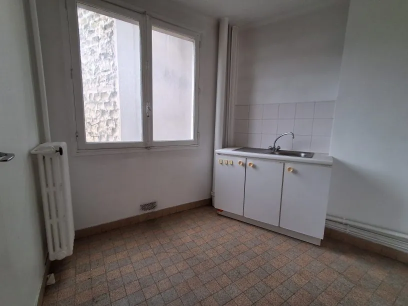 Studio à vendre à Arcueil avec vue sur jardin, calme et lumineux 