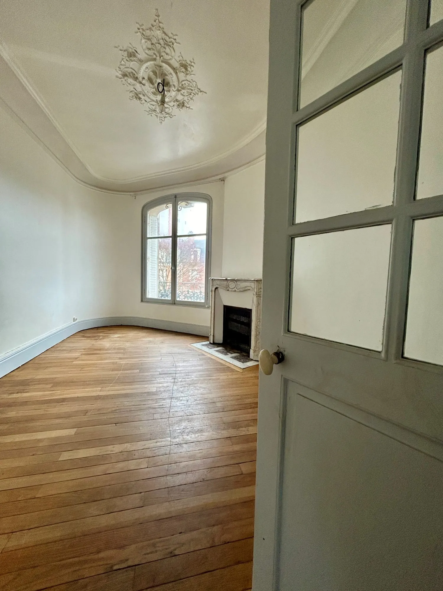 Appartement T4 à vendre à Orléans Bannier-Coligny avec cave et travaux à prévoir 