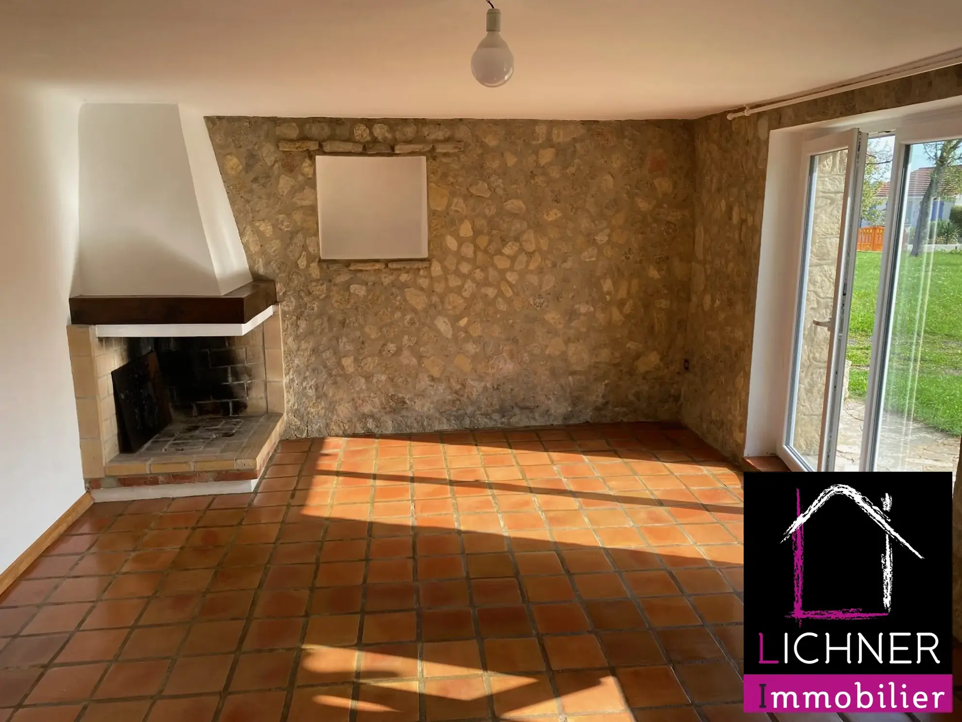 A vendre ensemble immobilier de deux maisons à Barst avec garage et potentiel de rénovation 