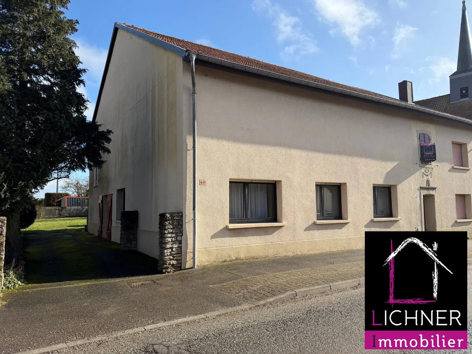 A vendre ensemble immobilier de deux maisons à Barst avec garage et potentiel de rénovation