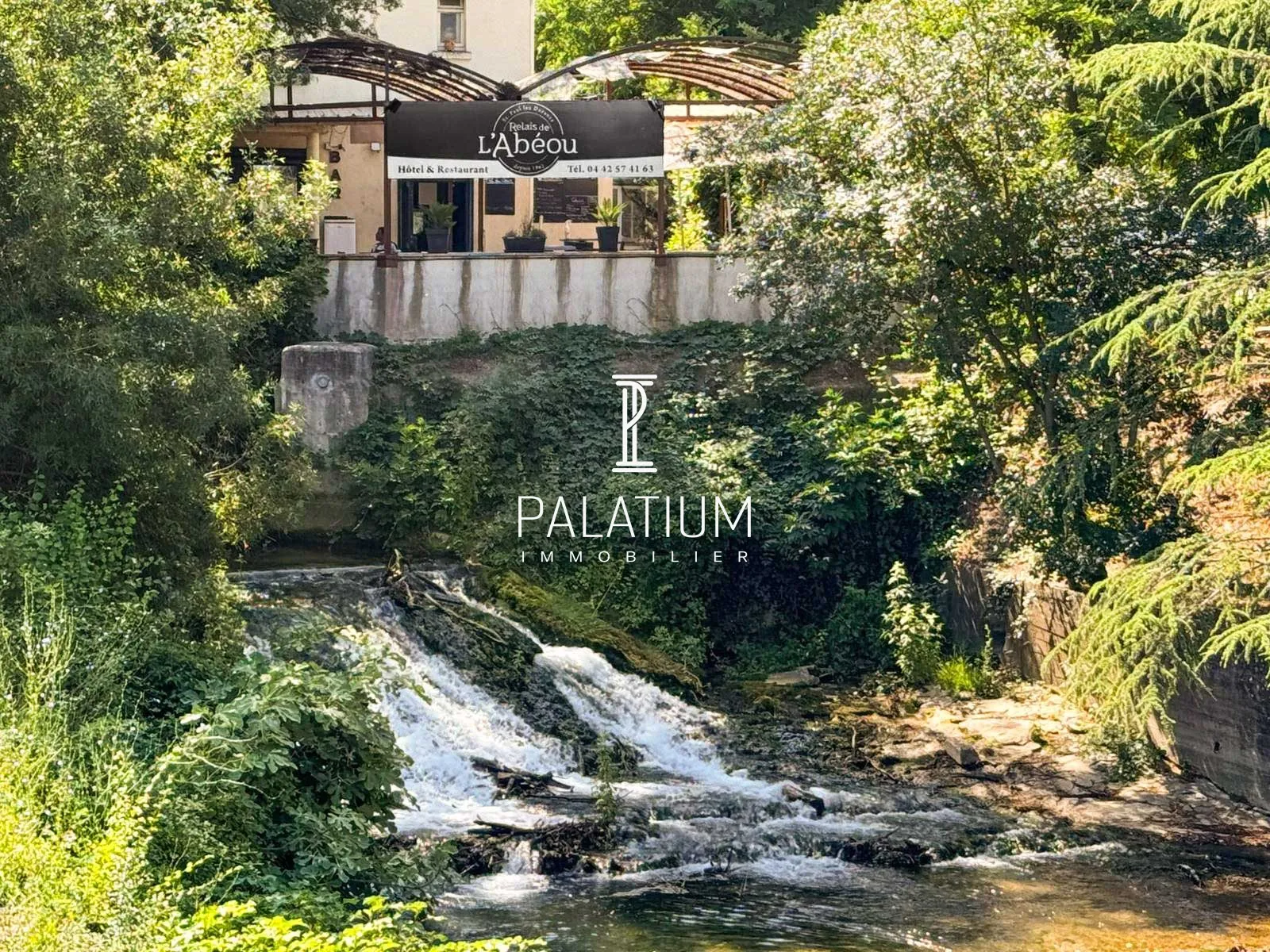 Fonds de commerce en restauration avec terrasse à Saint-Paul-lès-Durance