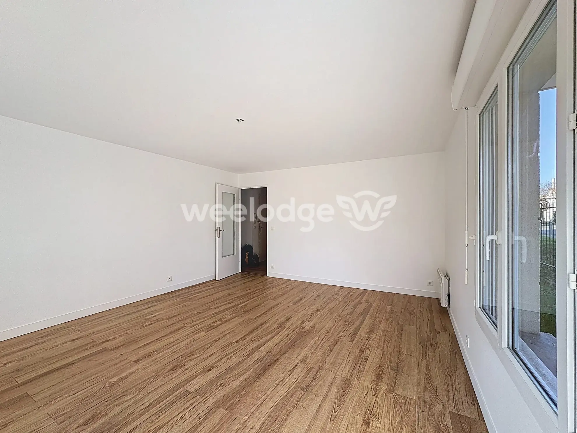 Beau appartement F3 en rez-de-jardin à Chanteloup-les-Vignes - 64,65 m² 