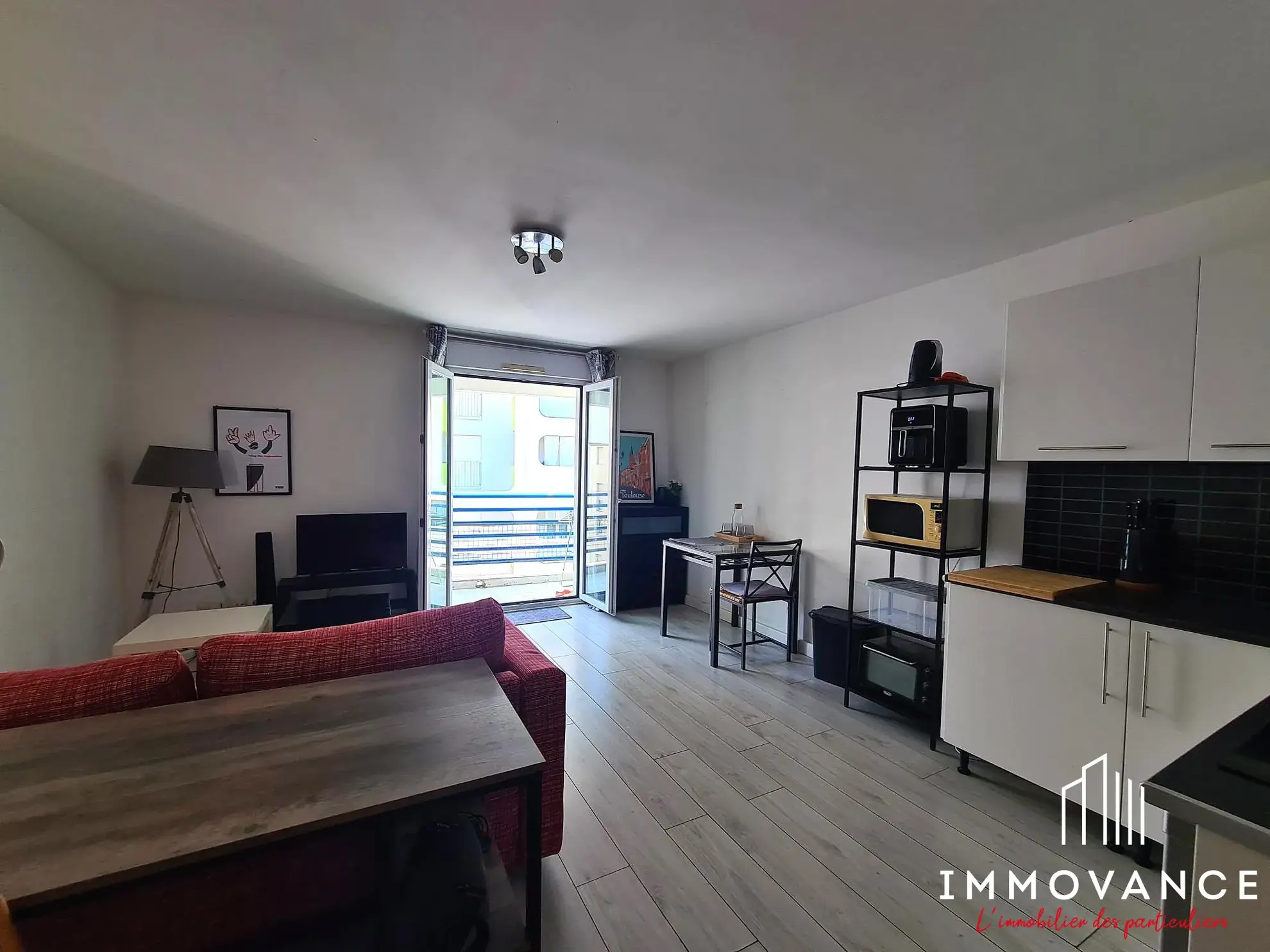 Studio lumineux avec terrasse à Montpellier Gare – Opportunité d'investissement 