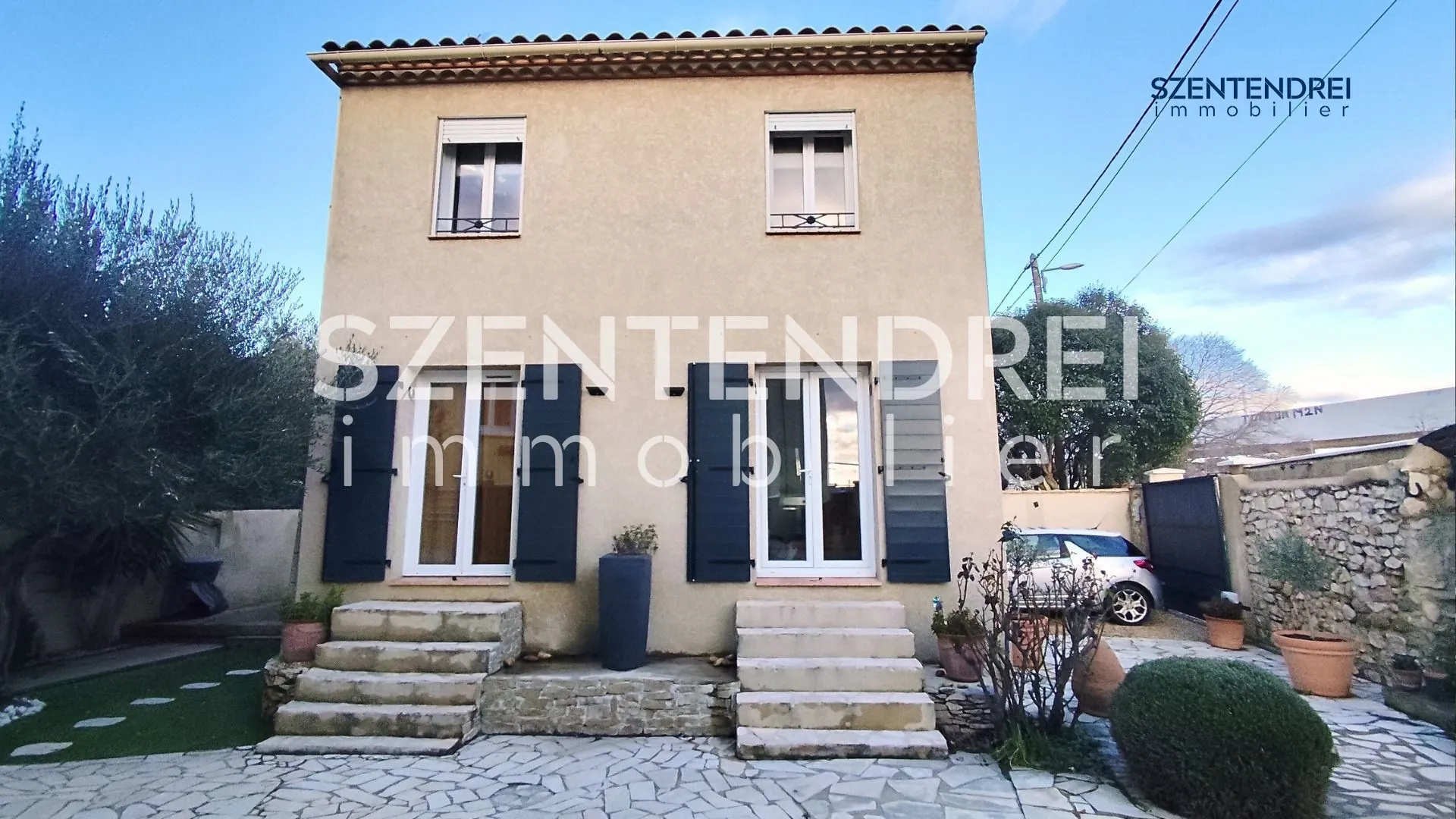 Szentendrei immobilier  maison F4 Nîmes - Quartier Casernes Maison 4 pièces avec jardin et terrasse à Nîmes - Quartier Casernes