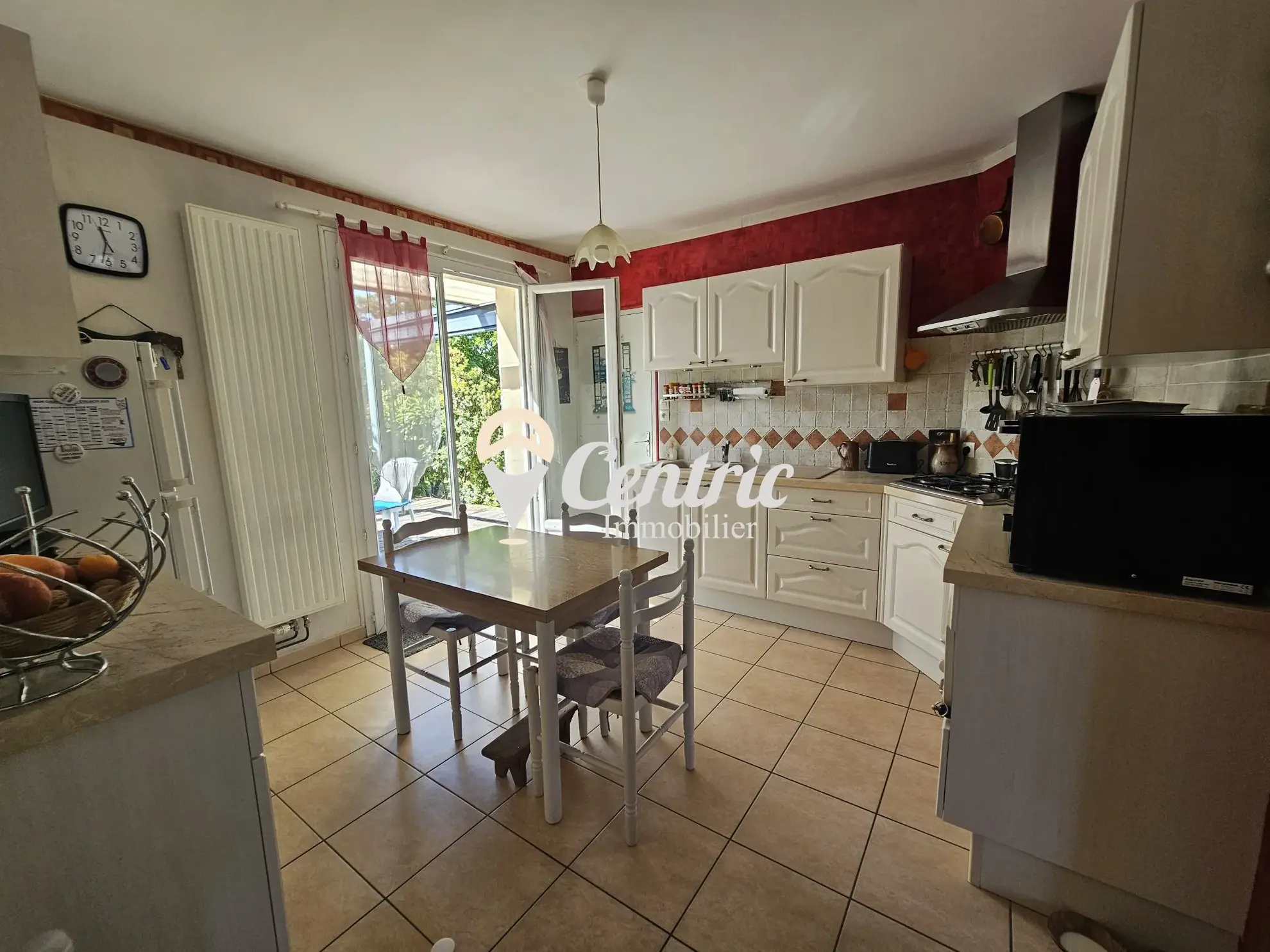 Maison 3 chambres avec grand terrain constructible à Bressuire 