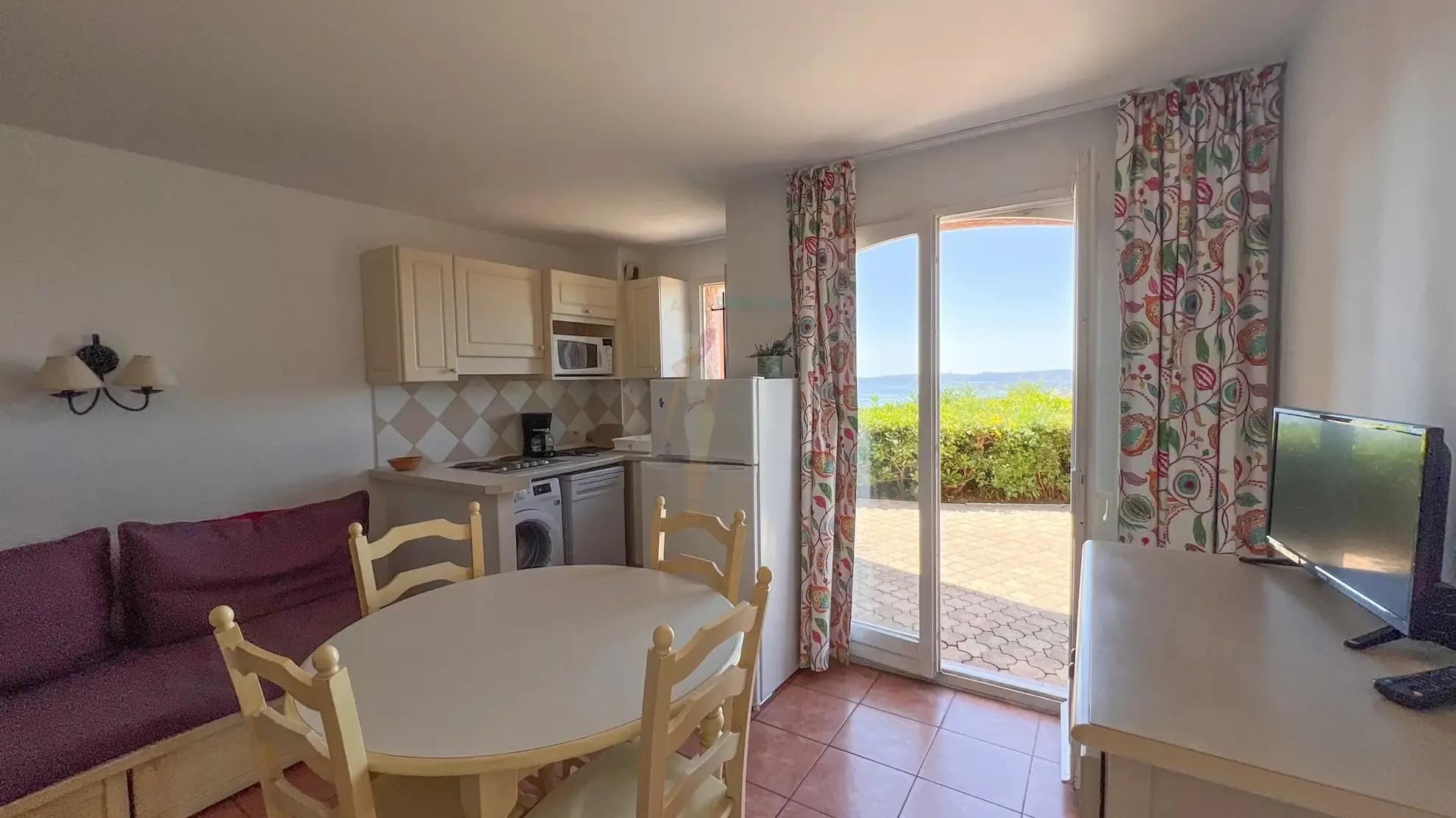 Appartement 2 pièces avec vue mer dans résidence avec piscine aux Issambres 