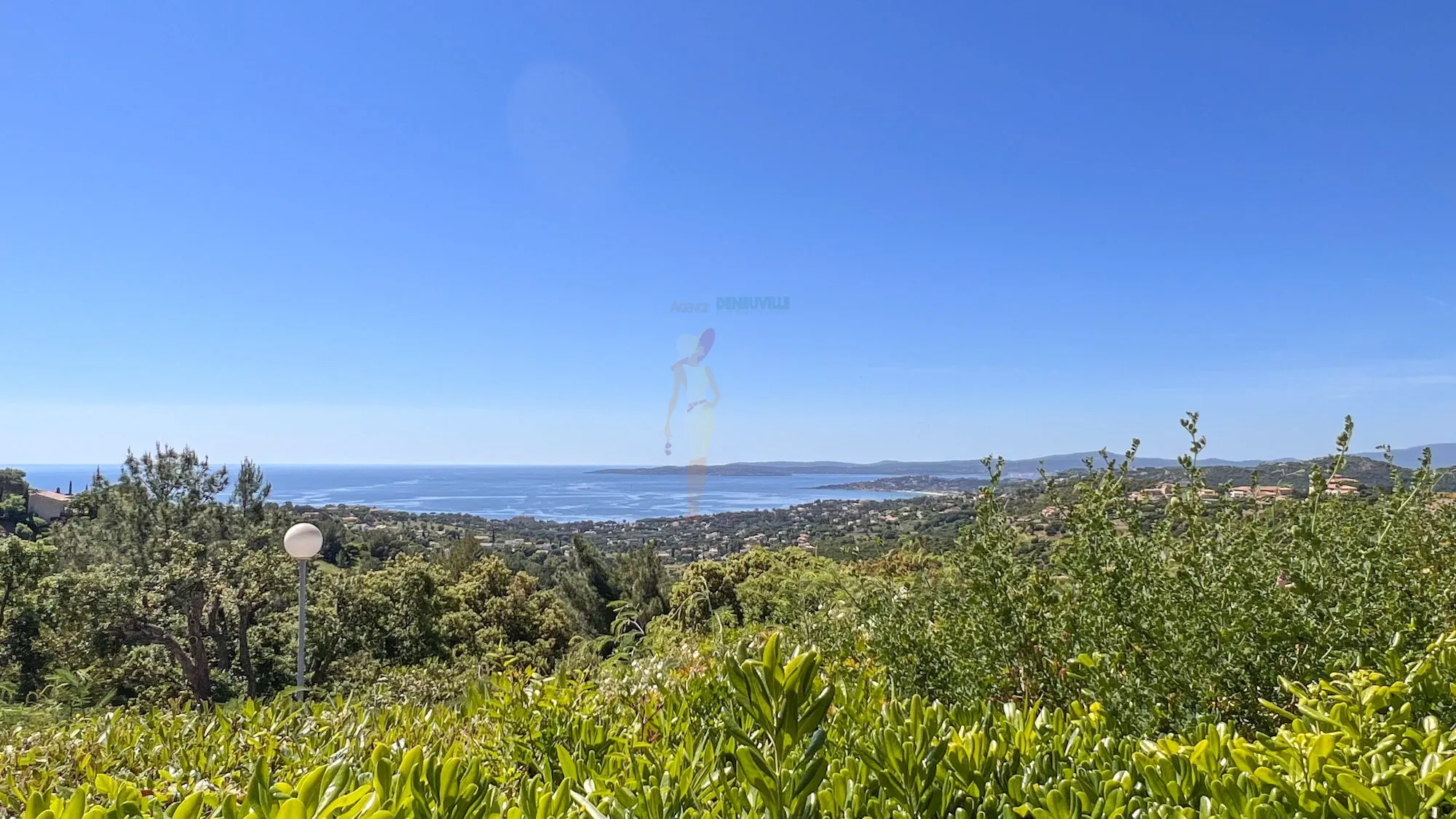 Appartement 2 pièces avec vue mer dans résidence avec piscine aux Issambres