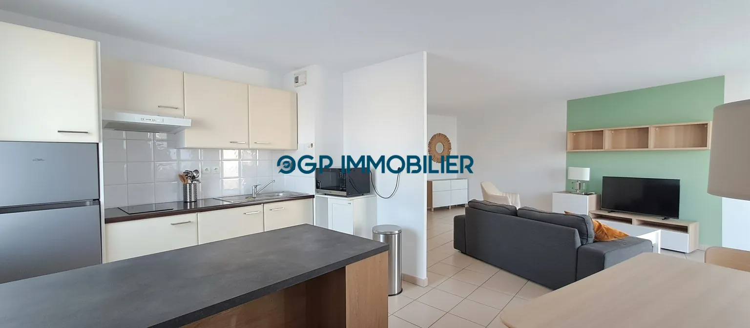 Appartement T3 avec piscine et parking à Grenade (31 330) 