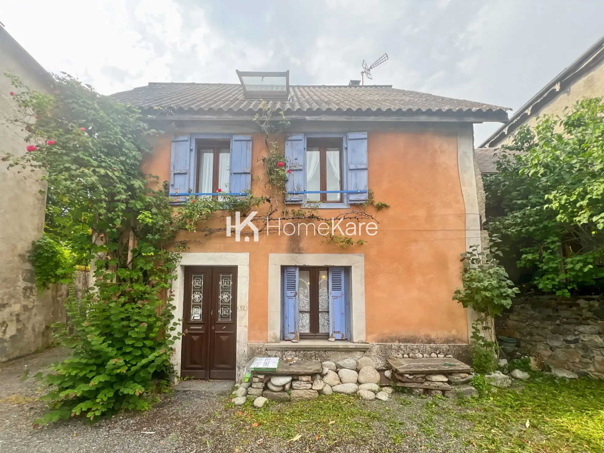 Maison à Lez (31440) avec fort potentiel, terrasse et grange en pierre 