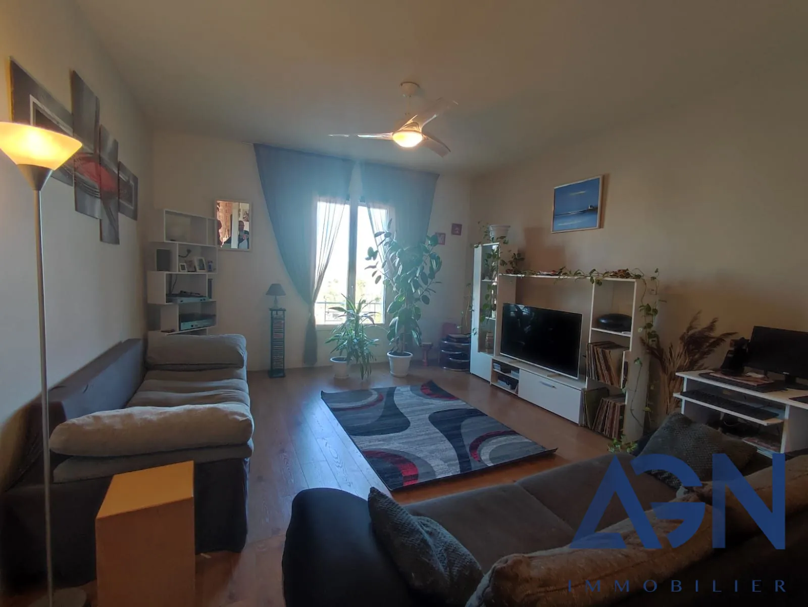 Grand appartement 3 pièces de 85 m² avec vue sur l'Hérault à Agde