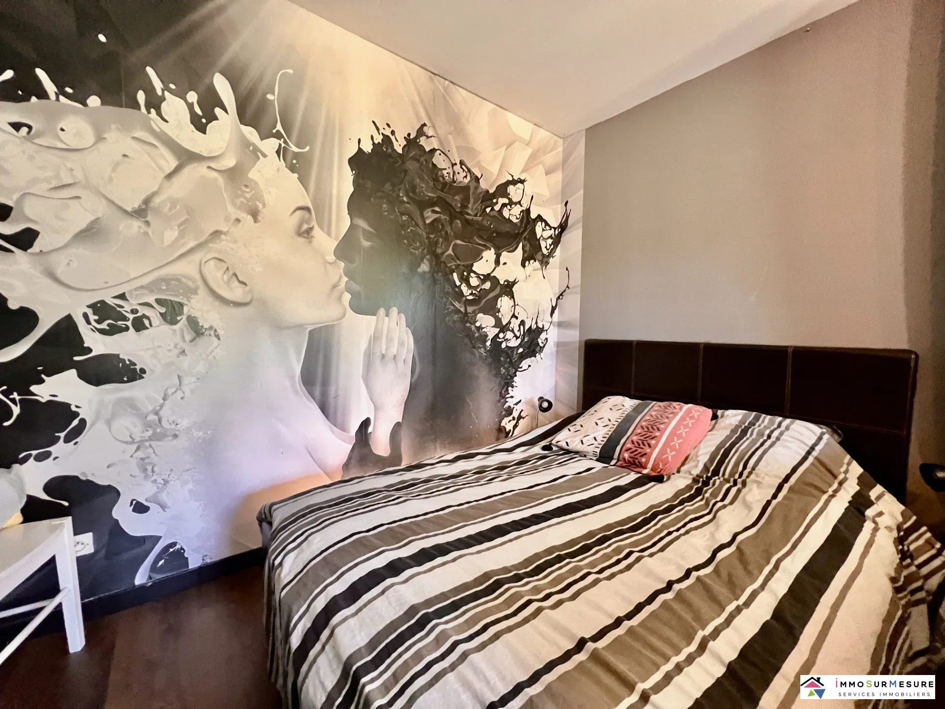 chambre Appartement rénové avec garage à Longuenesse, idéal investissement ou résidence principale 