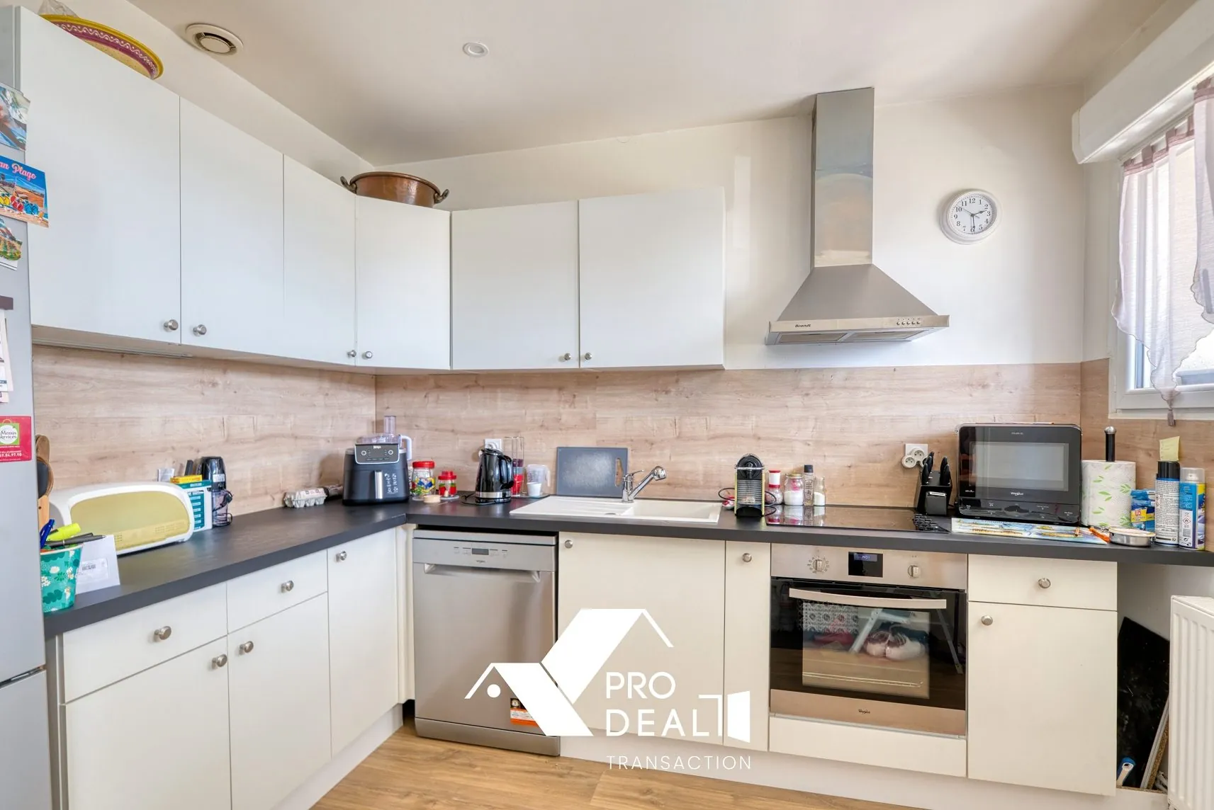 Appartement T3 lumineux de 77 m² à Meyzieu, proche toutes commodités 