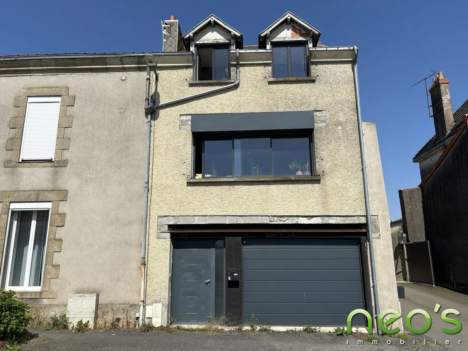 Maison loft à vendre à Villedieu La Blouère de 103 m² avec garage 