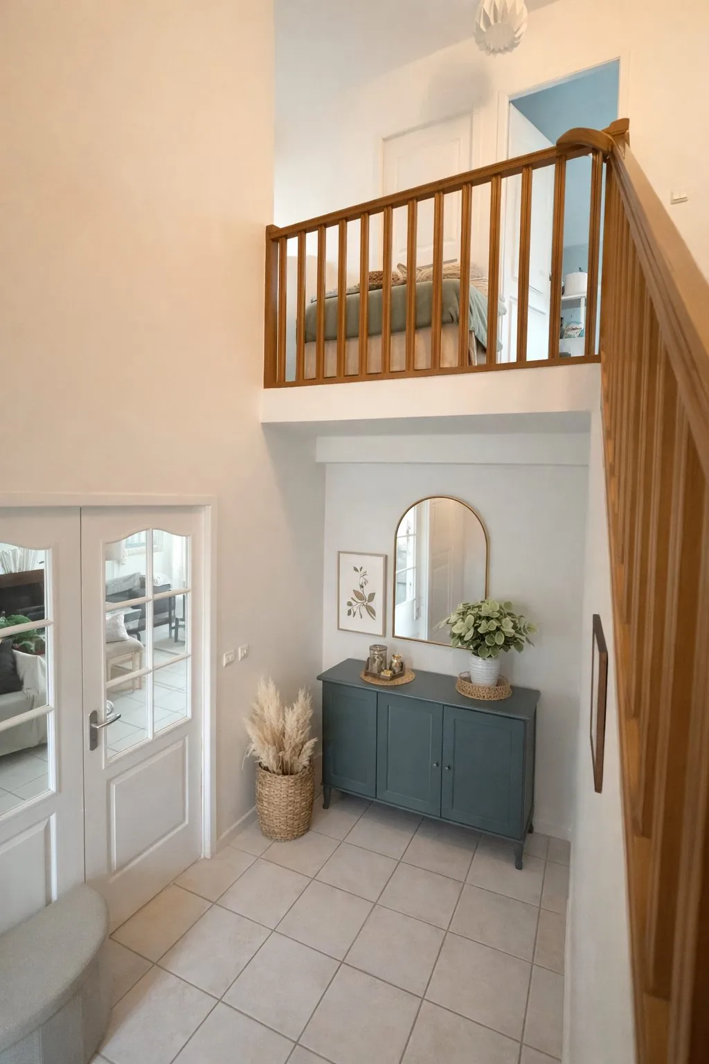 Meublé grâce à l'ia  Maison familiale lumineuse de 124 m² avec vue dégagée à Suippes 