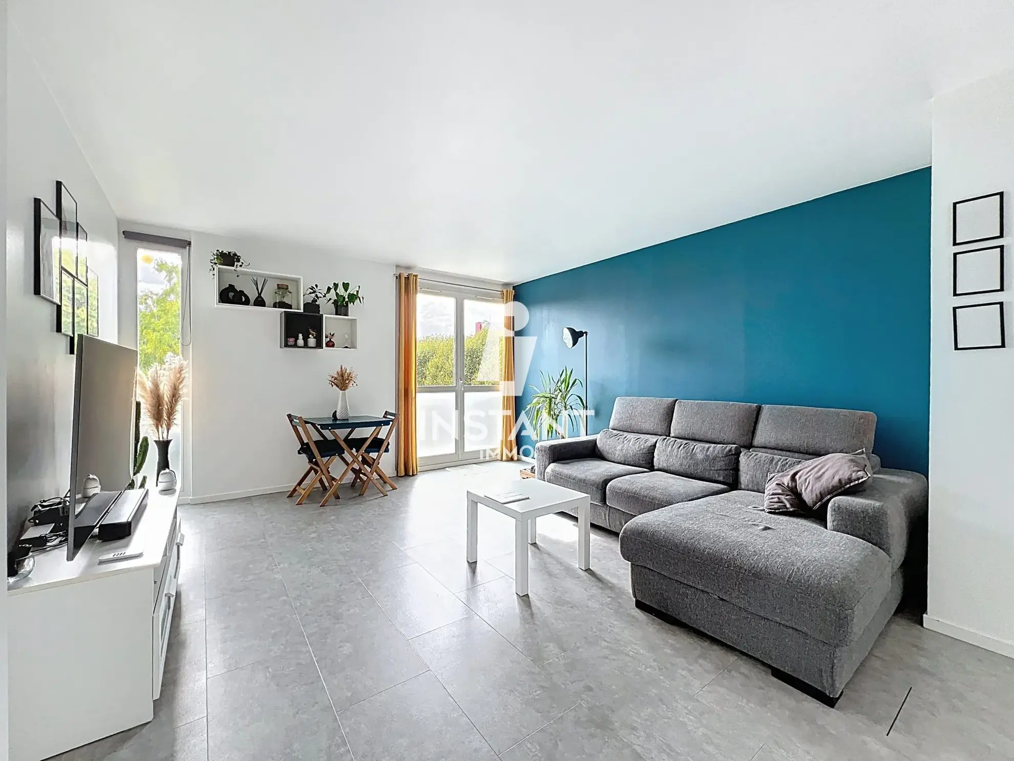 Appartement 2 pièces avec balcon, parking et cave à Viry-Châtillon 